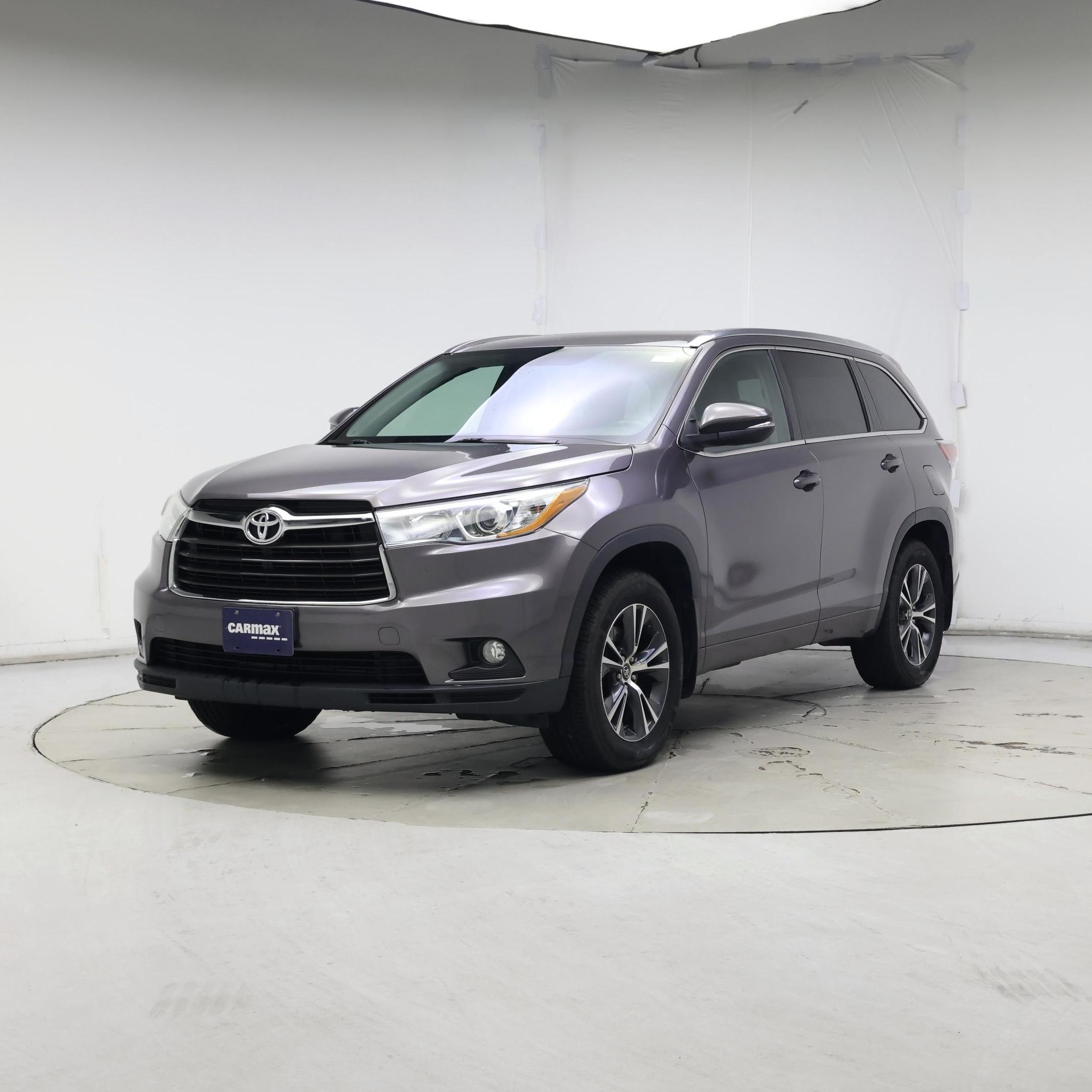 Thumbnail: 2016 Toyota Highlander - 4