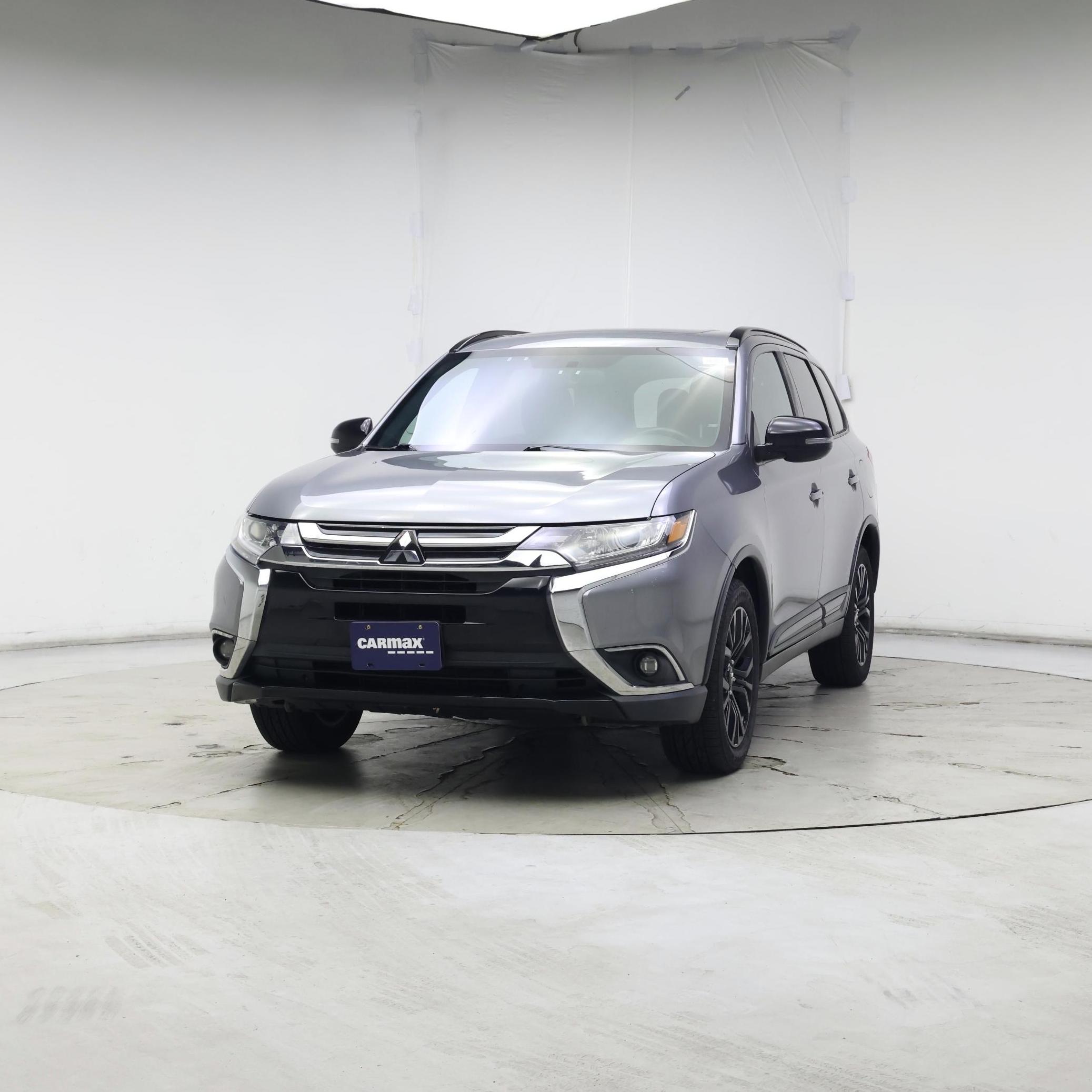 Thumbnail: 2018 Mitsubishi Outlander - 4