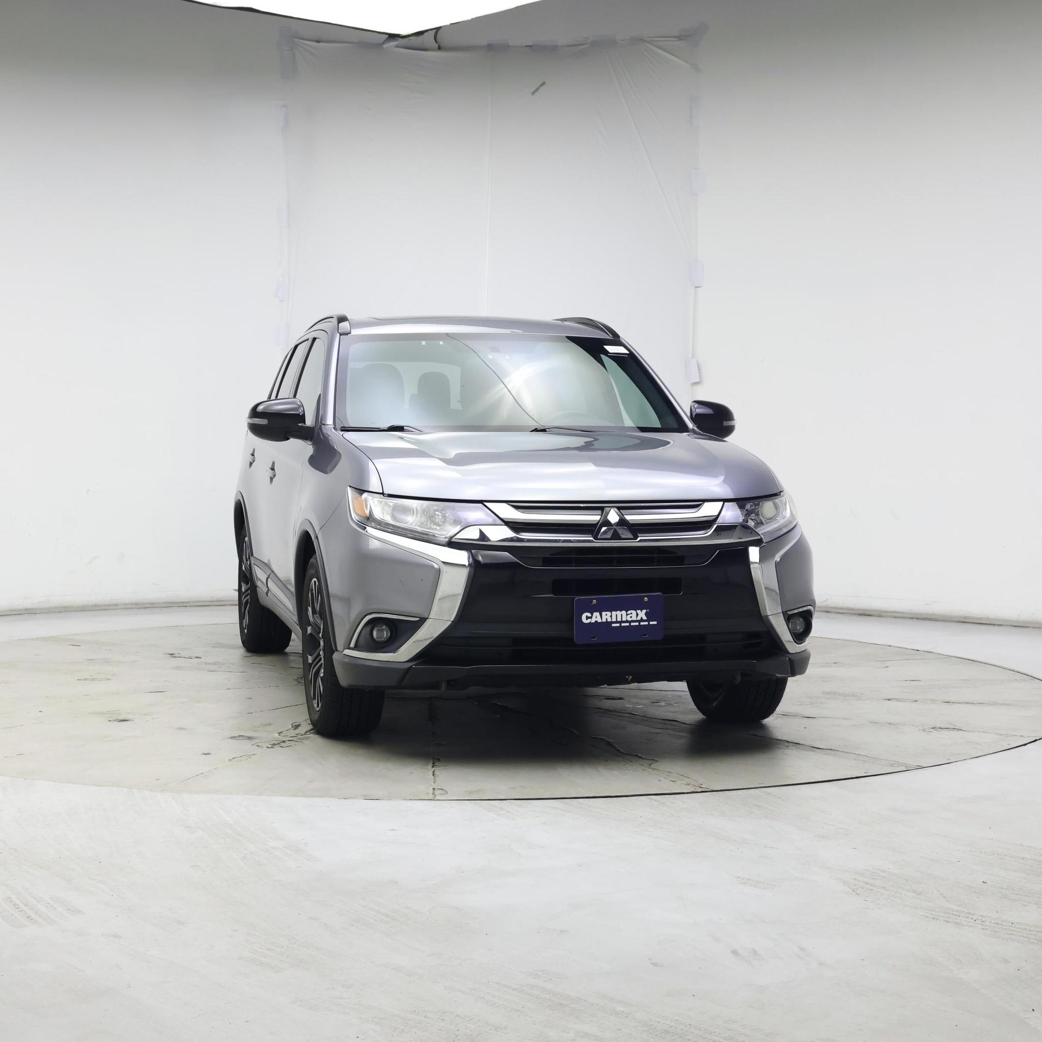 Thumbnail: 2018 Mitsubishi Outlander - 5