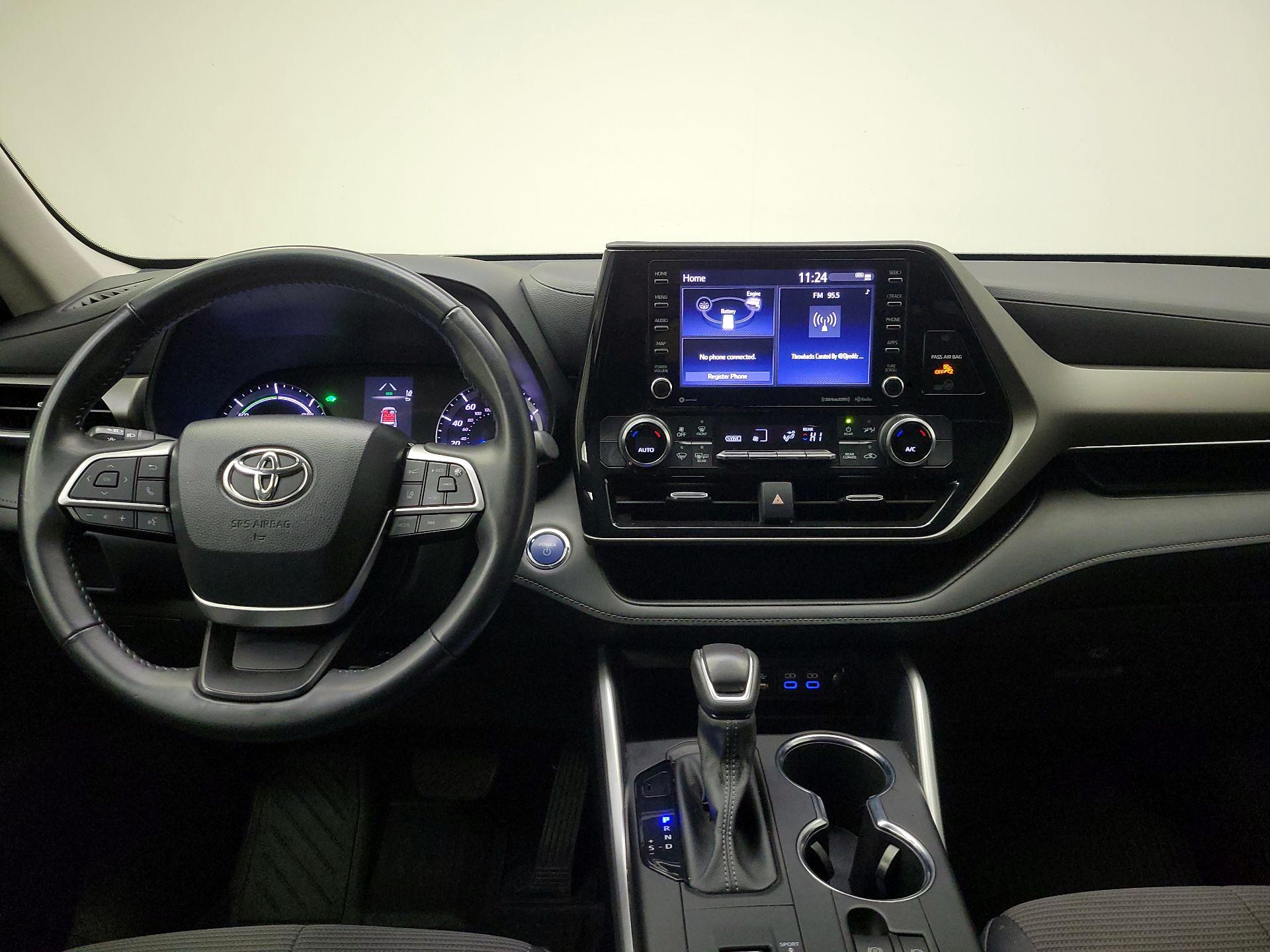 Thumbnail: 2022 Toyota Highlander - 9