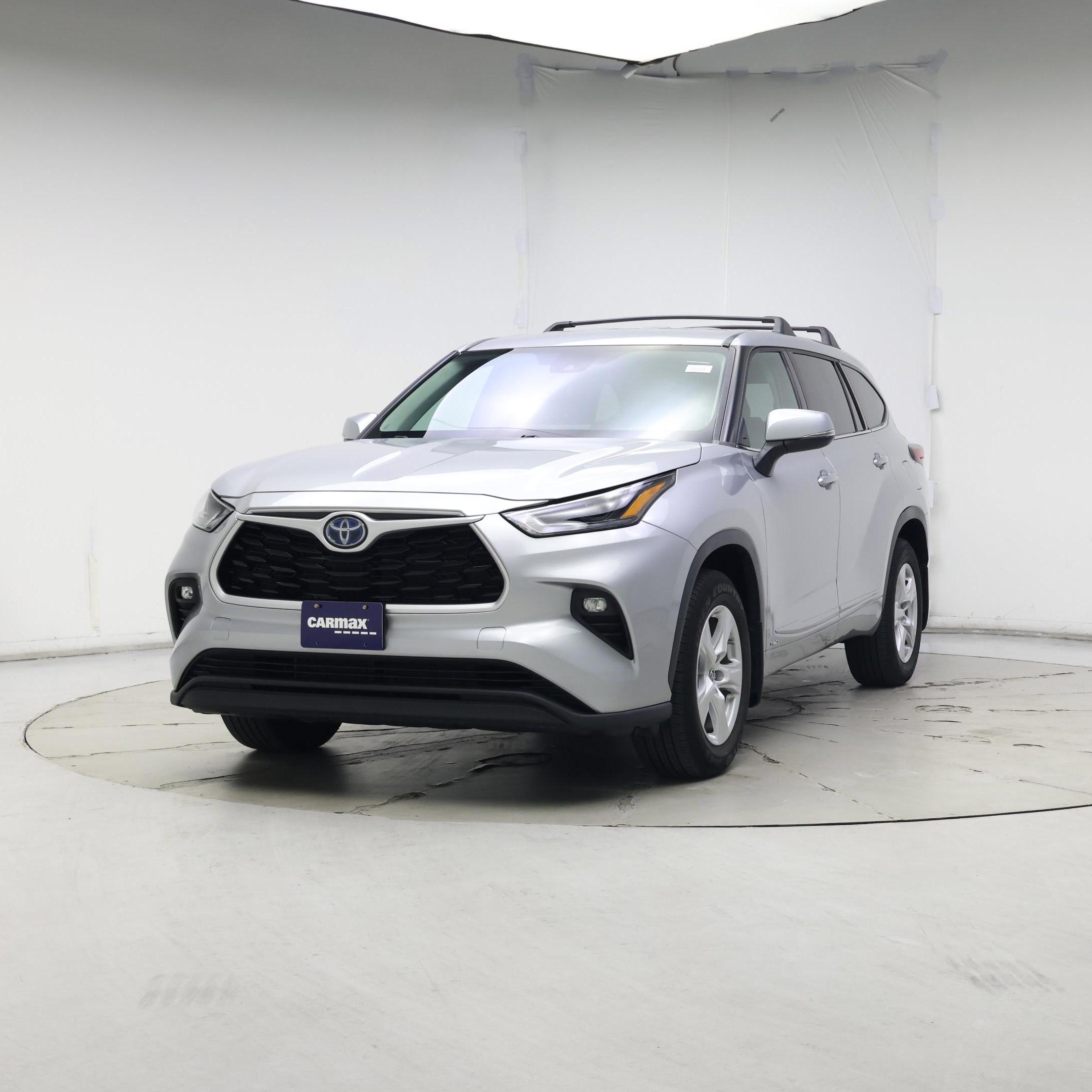 Thumbnail: 2022 Toyota Highlander - 4