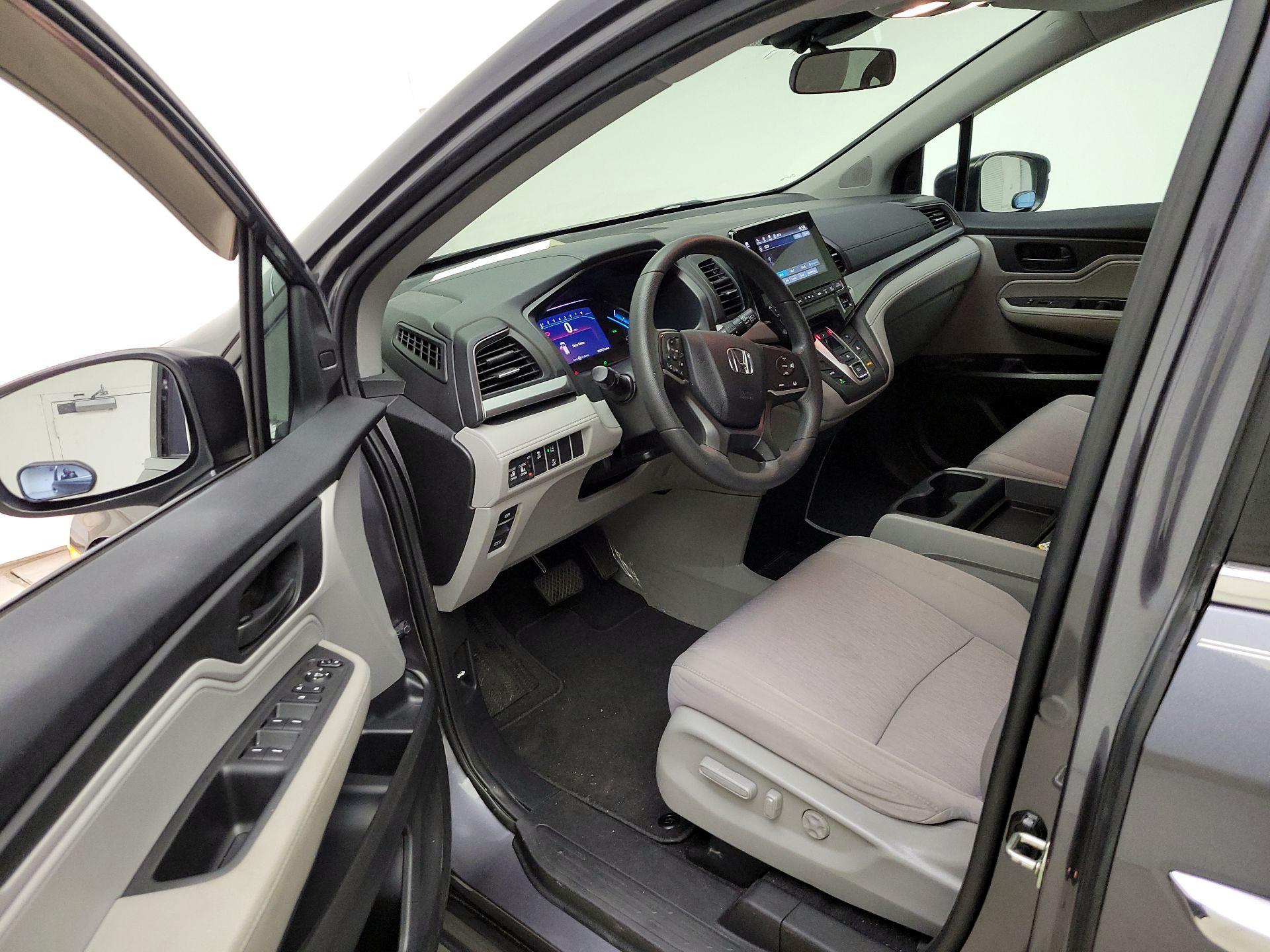 Thumbnail: 2019 Honda Odyssey - 11