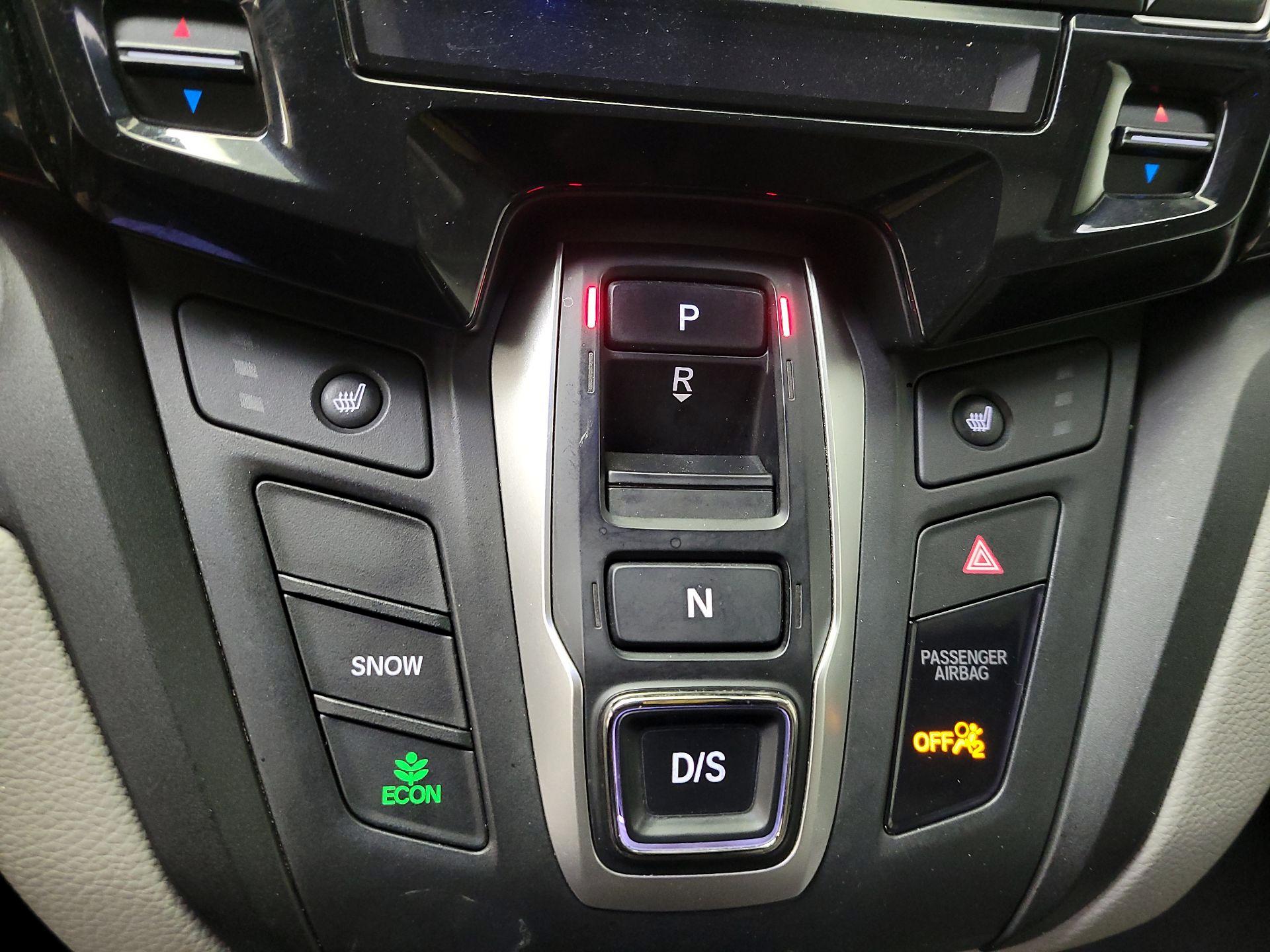 Thumbnail: 2019 Honda Odyssey - 17