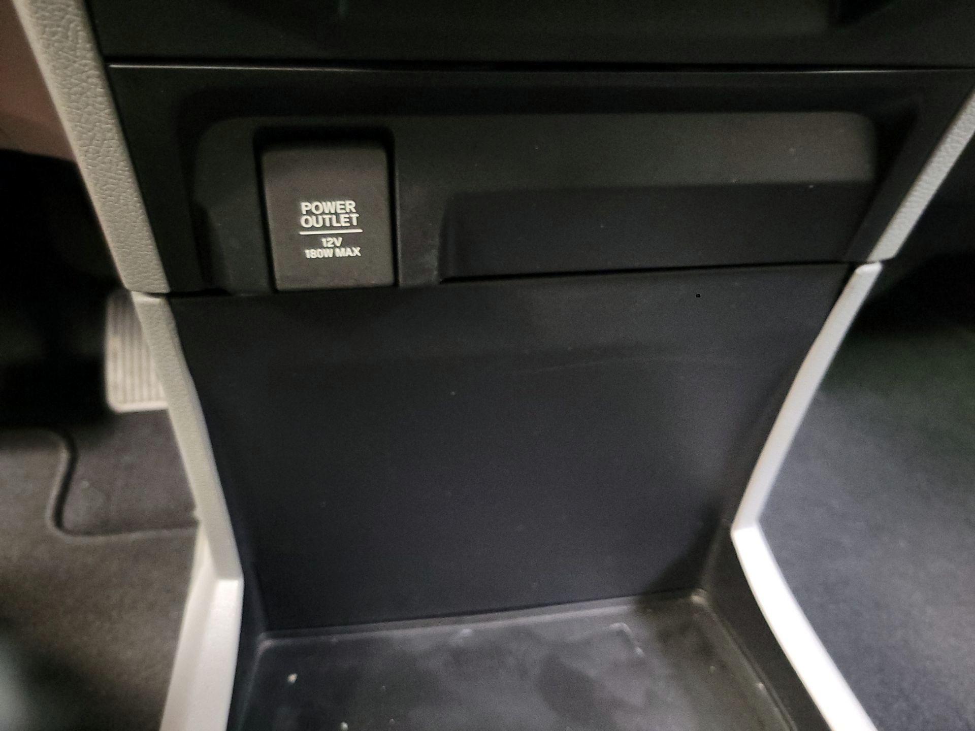 Thumbnail: 2019 Honda Odyssey - 18