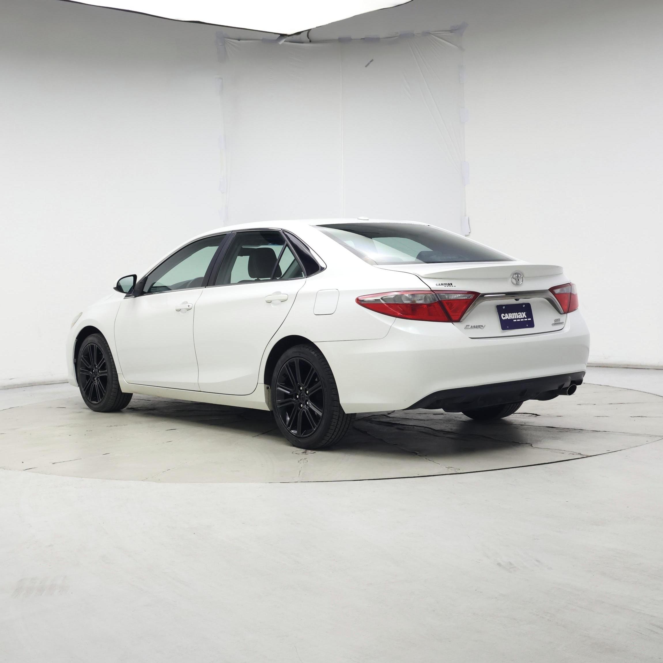 Thumbnail: 2016 Toyota Camry - 2