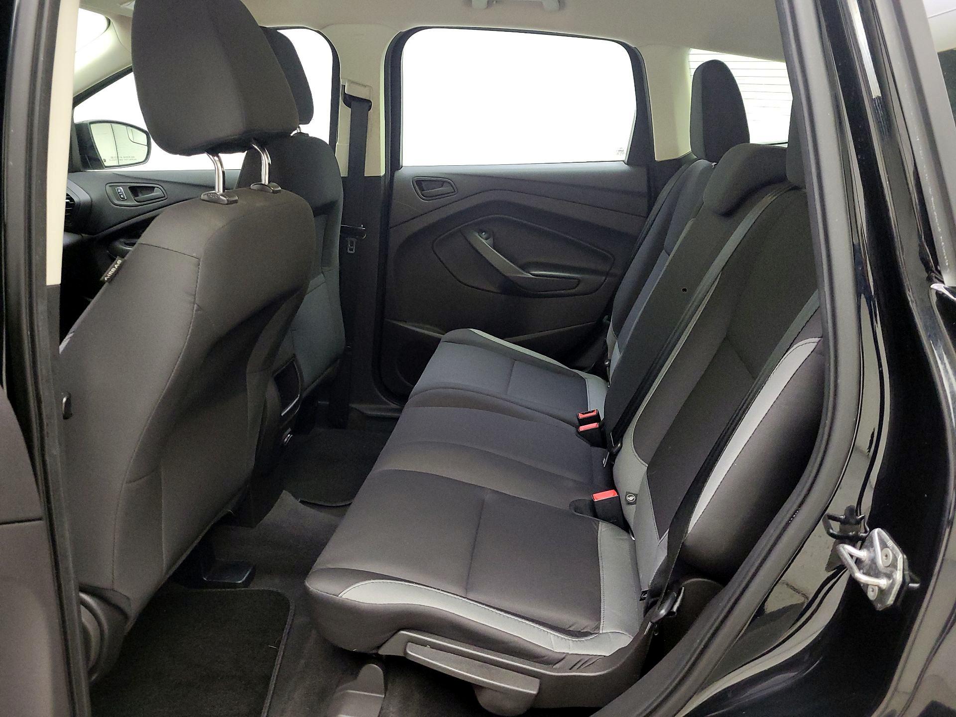 Thumbnail: 2016 Ford Escape - 19