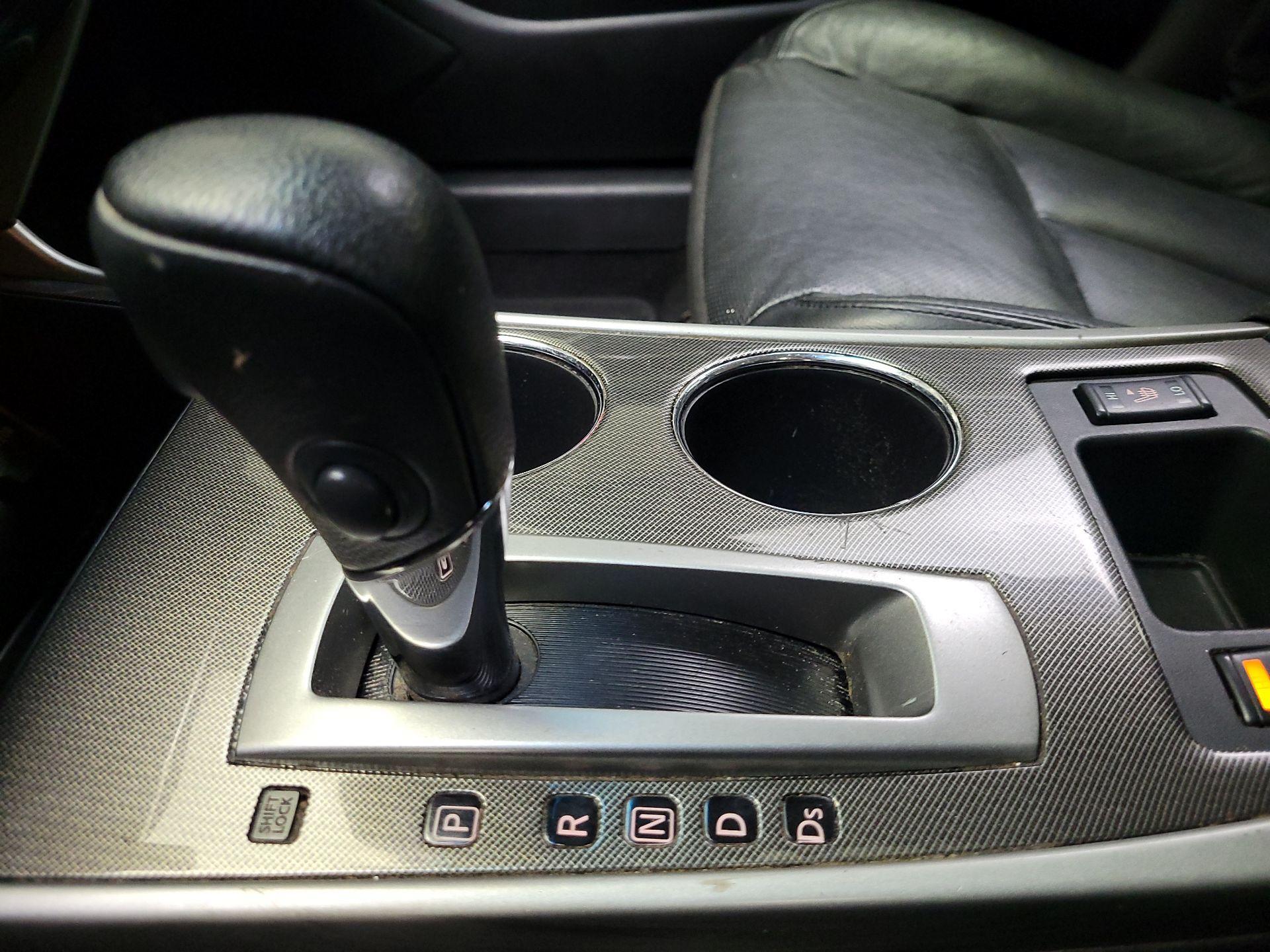 Thumbnail: 2015 Nissan Altima - 18