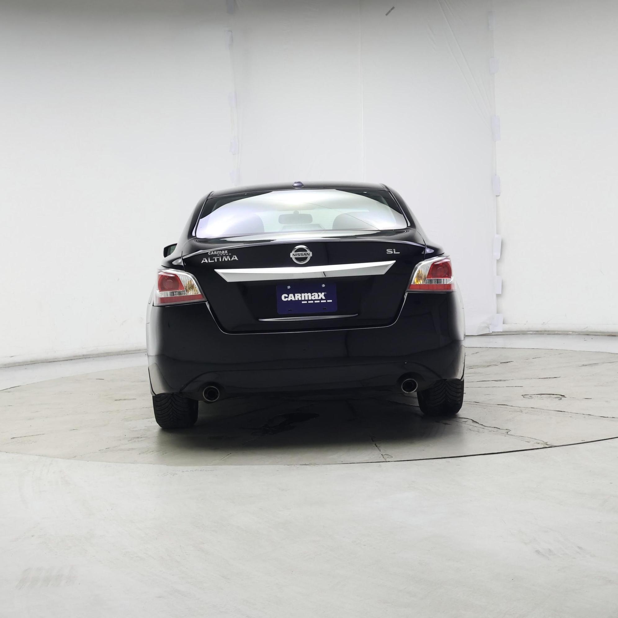 Thumbnail: 2015 Nissan Altima - 6