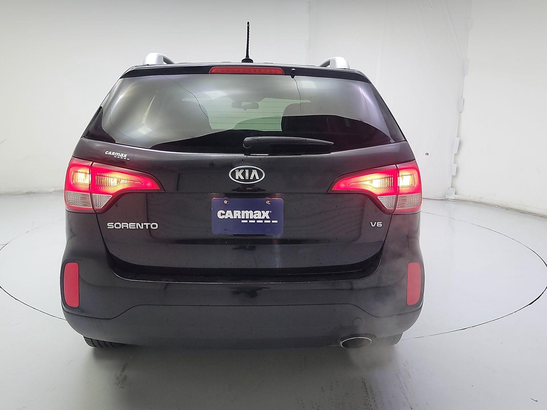 Thumbnail: 2015 Kia Sorento - 6