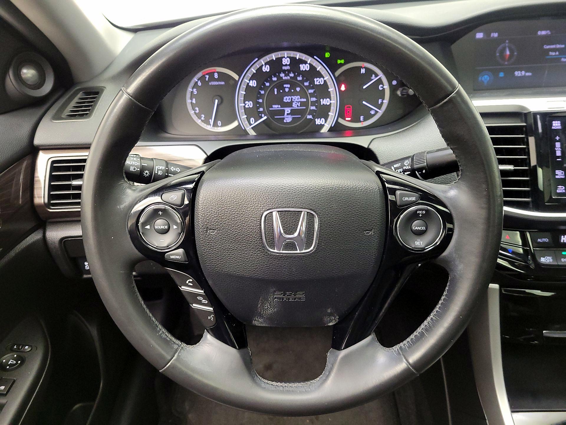 Thumbnail: 2016 Honda Accord - 10