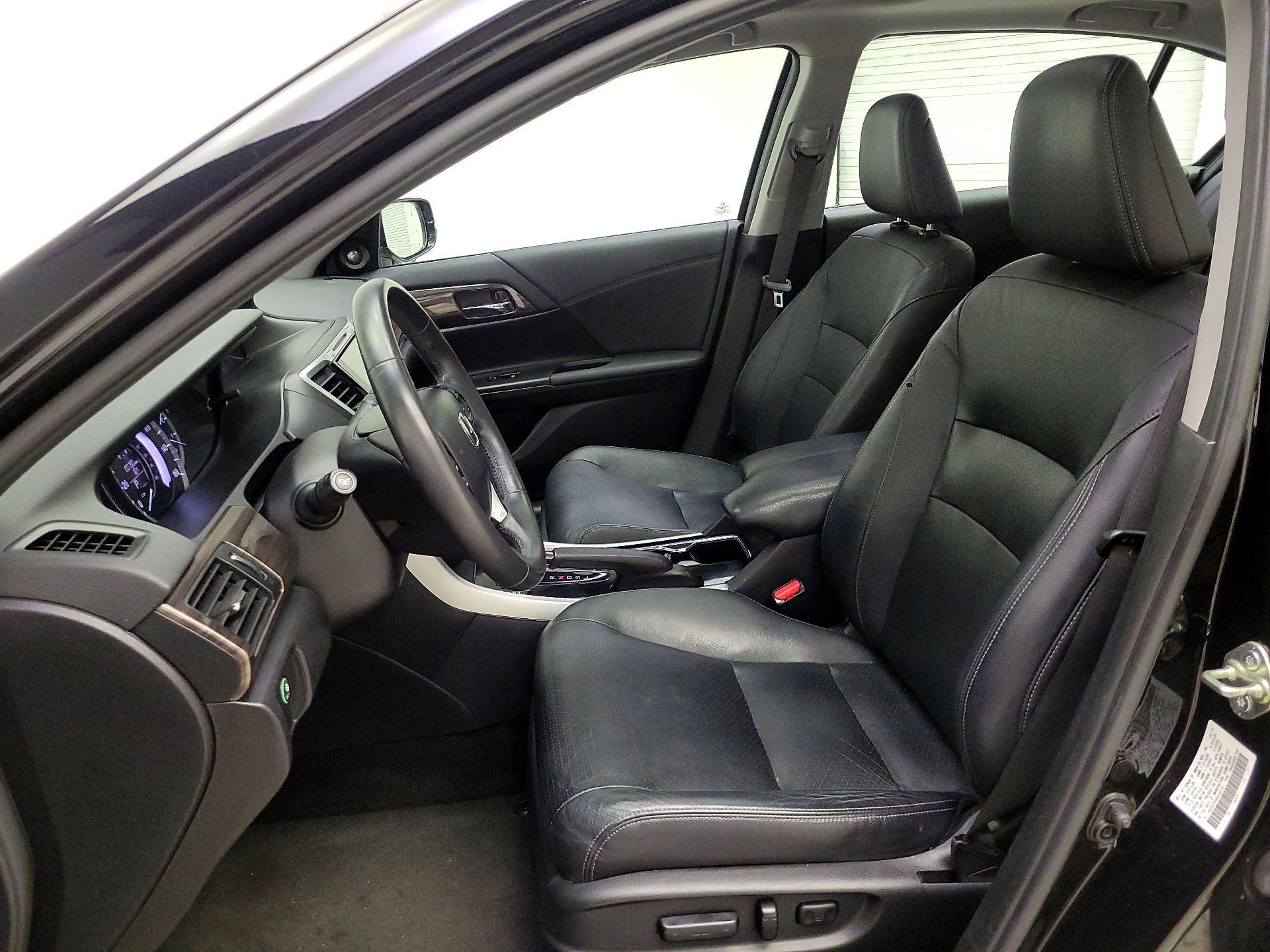 Thumbnail: 2016 Honda Accord - 11