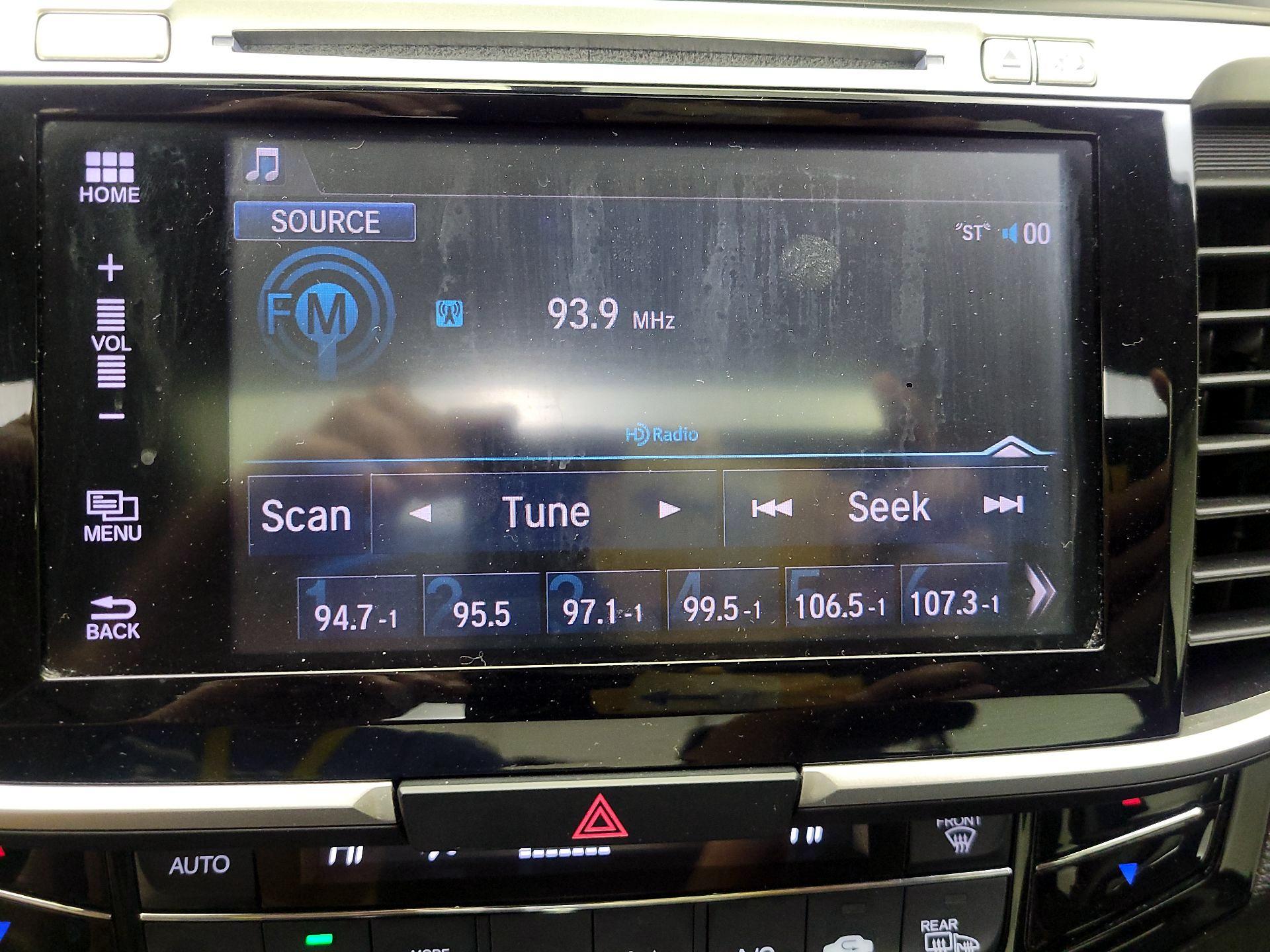 Thumbnail: 2016 Honda Accord - 15