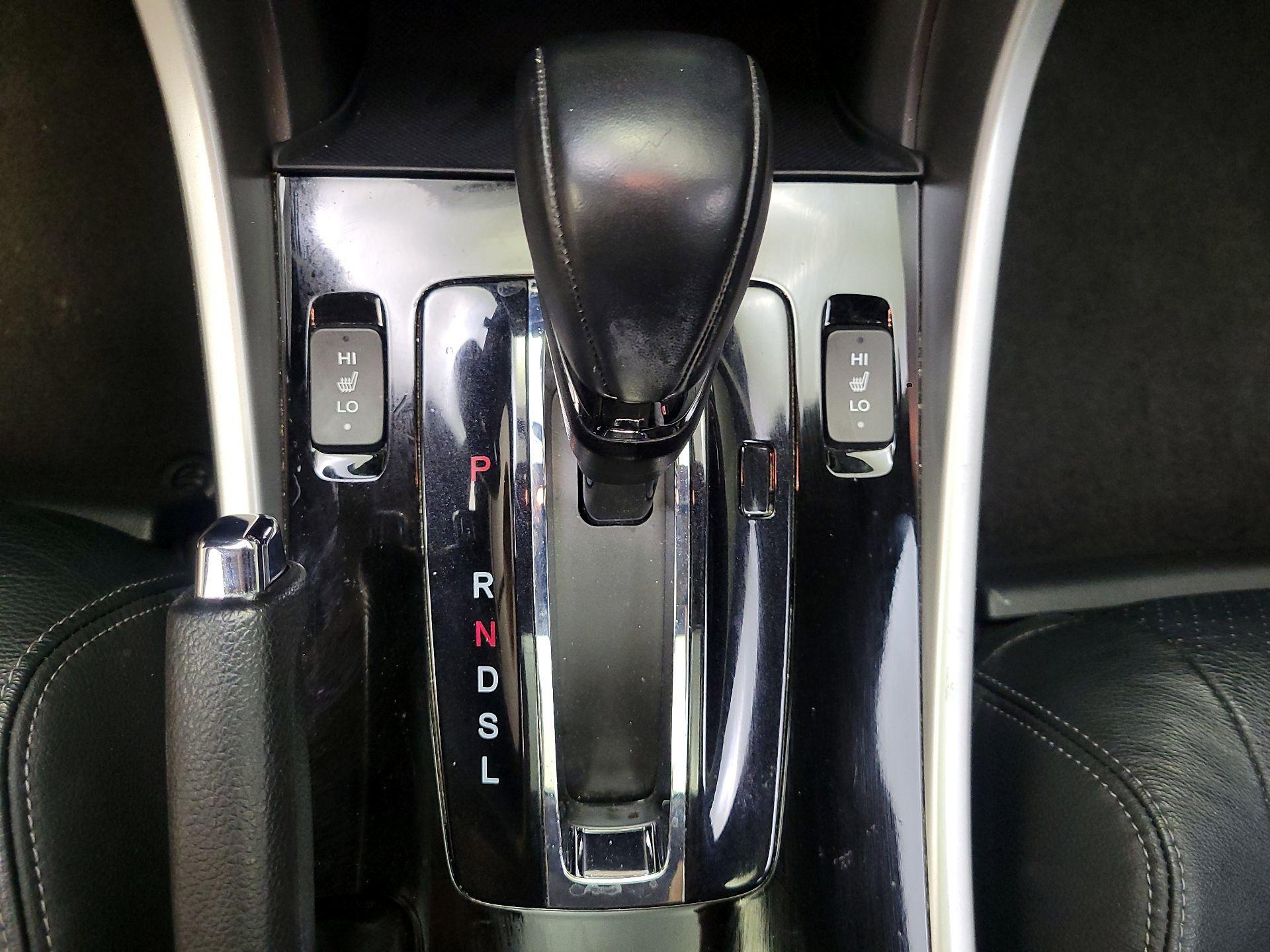 Thumbnail: 2016 Honda Accord - 17