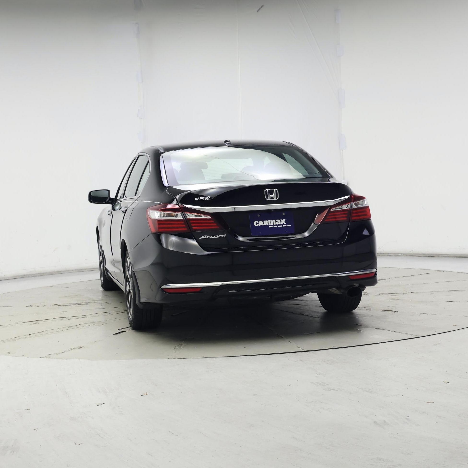 Thumbnail: 2016 Honda Accord - 6