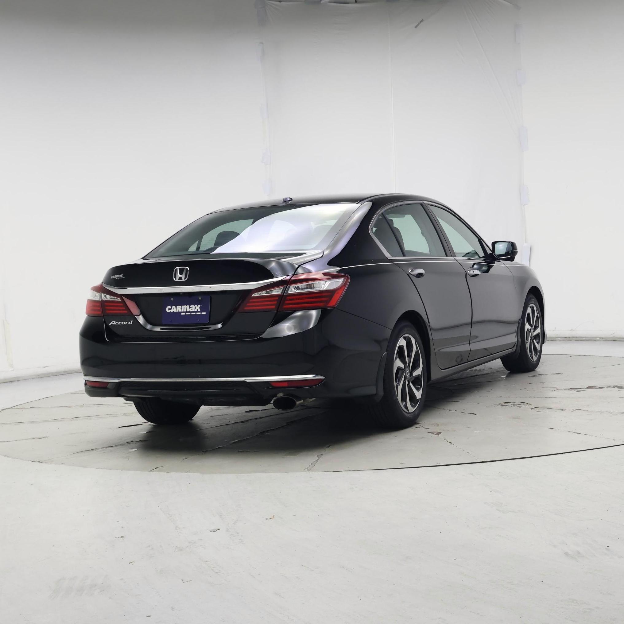 Thumbnail: 2016 Honda Accord - 8