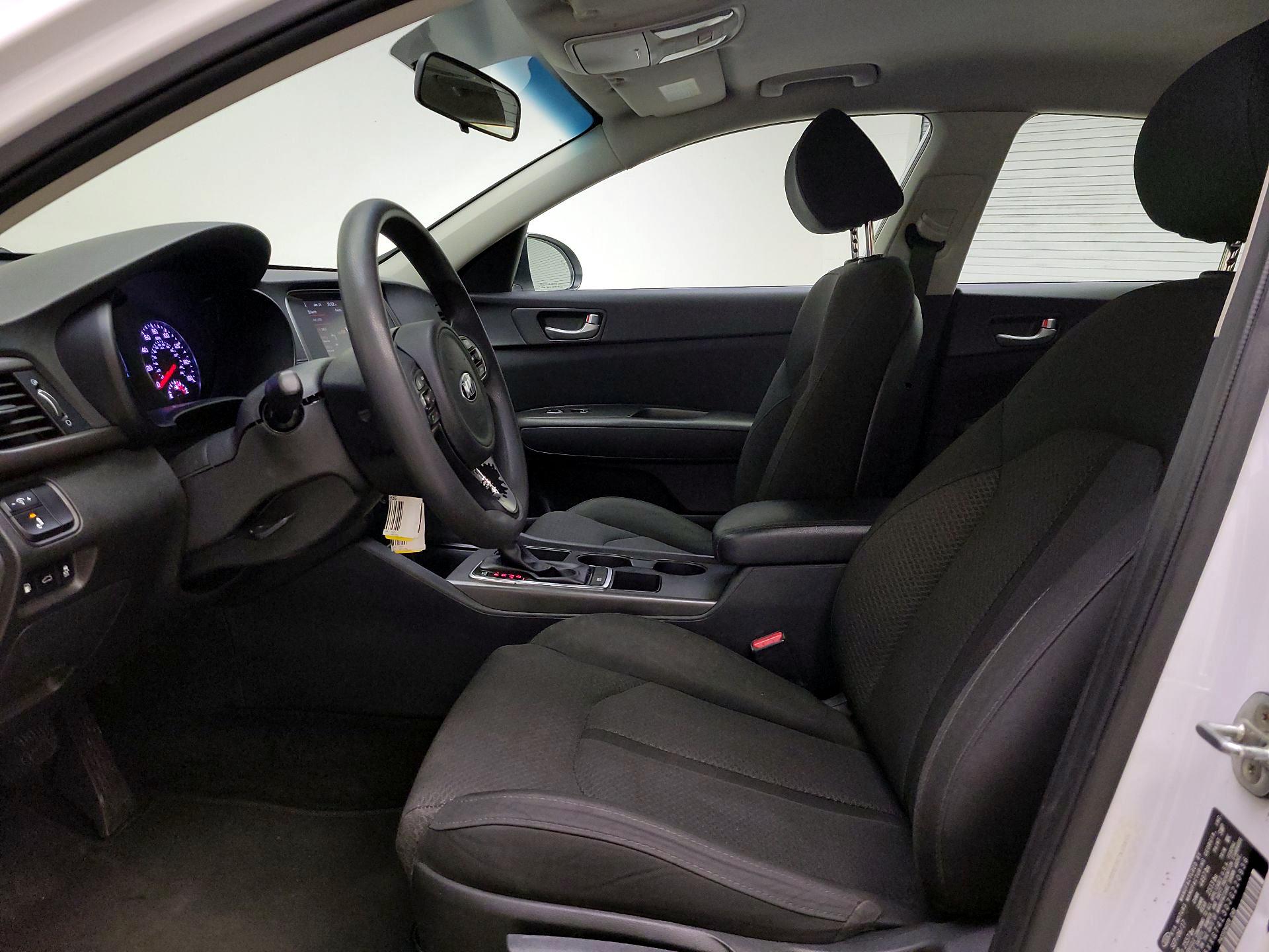 Thumbnail: 2018 Kia Optima - 11