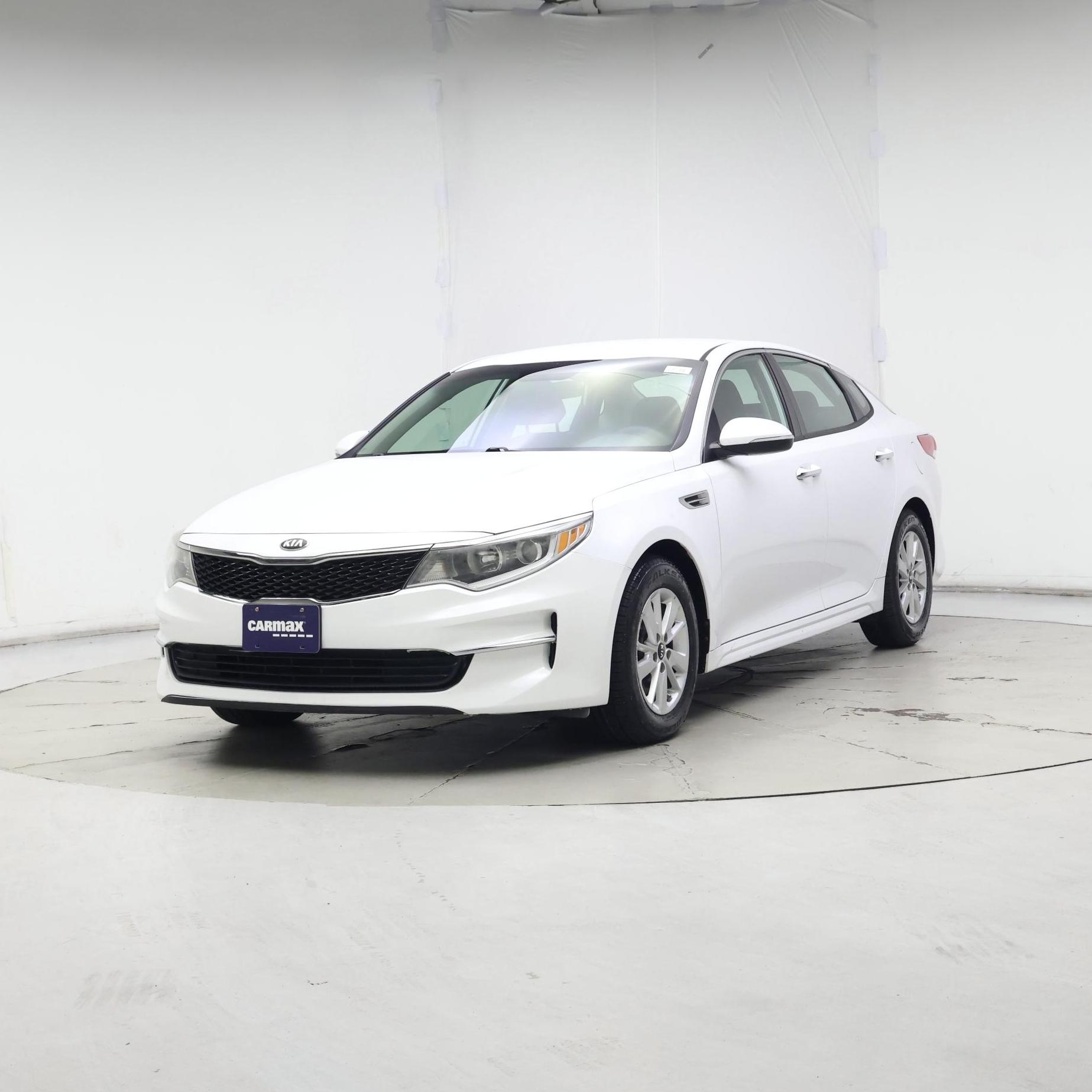 Thumbnail: 2018 Kia Optima - 4