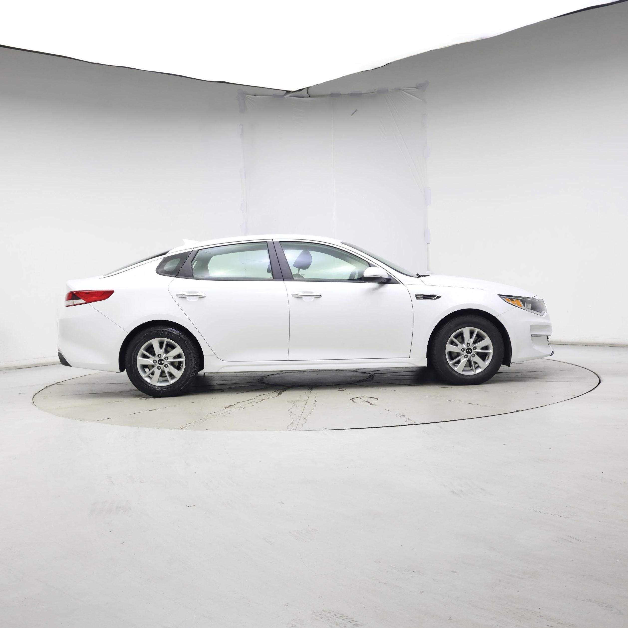 Thumbnail: 2018 Kia Optima - 7