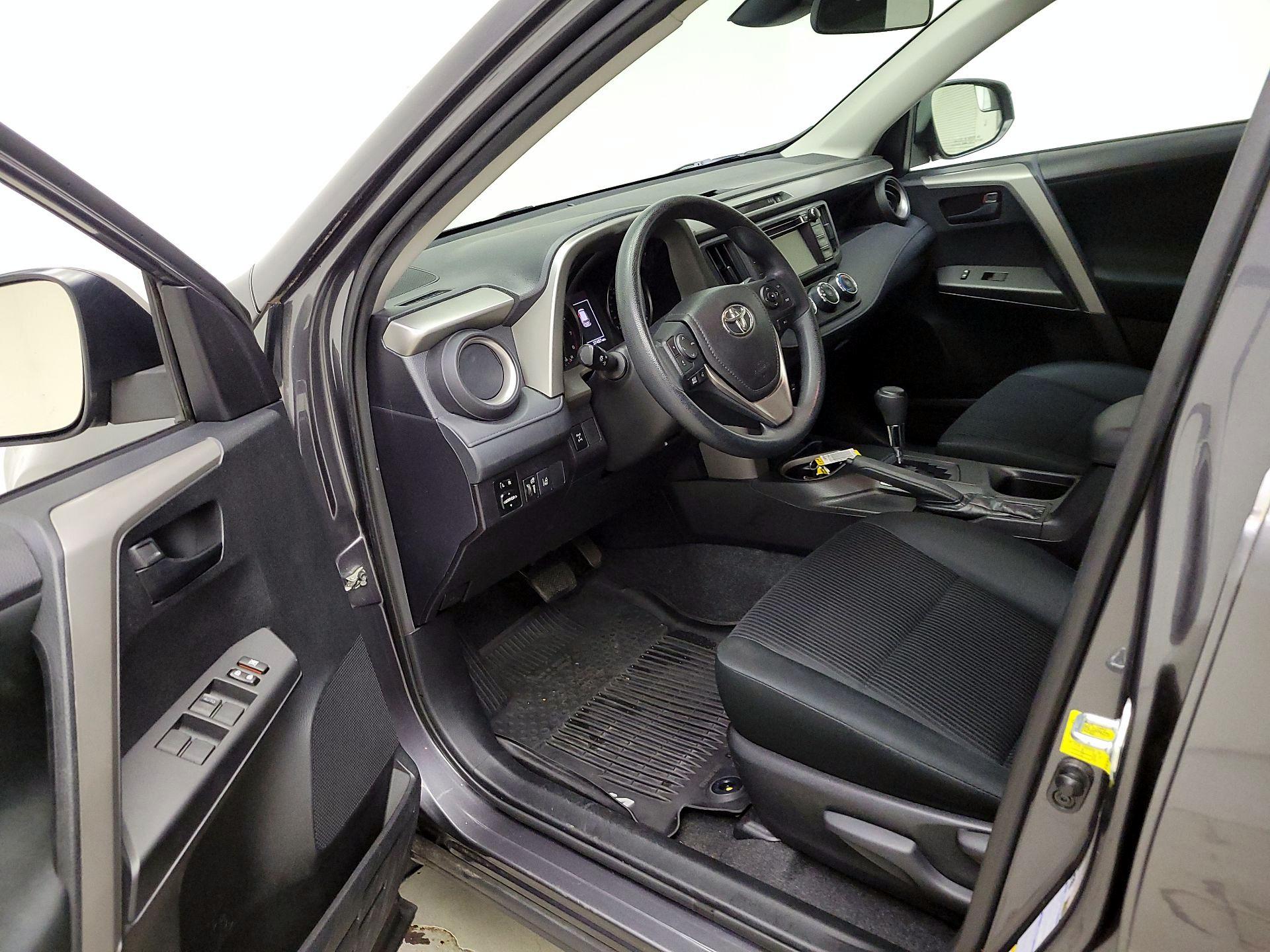 Thumbnail: 2017 Toyota RAV4 - 11