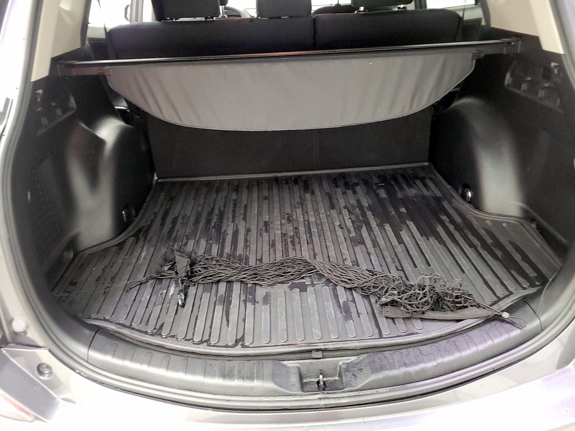 Thumbnail: 2017 Toyota RAV4 - 20