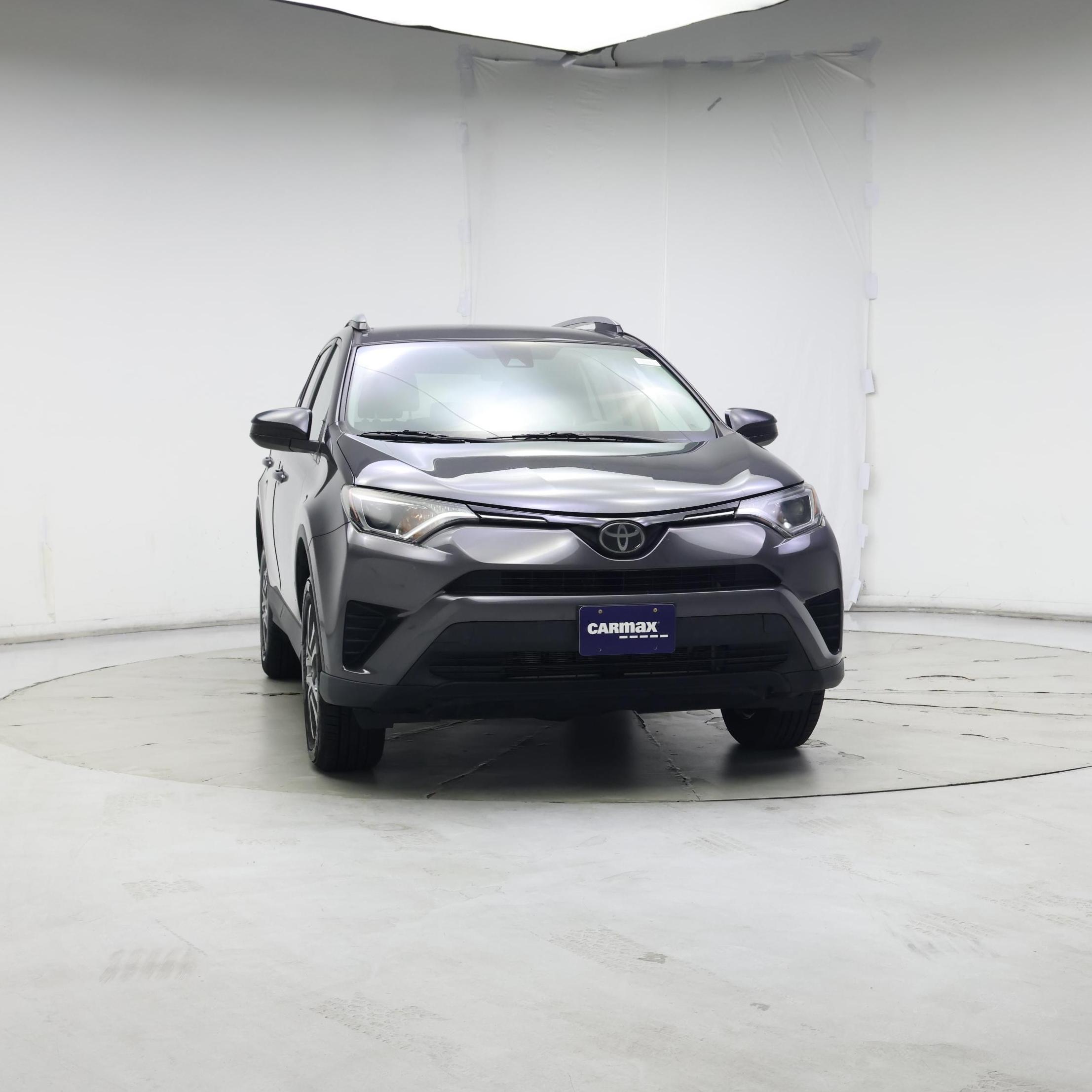Thumbnail: 2017 Toyota RAV4 - 5