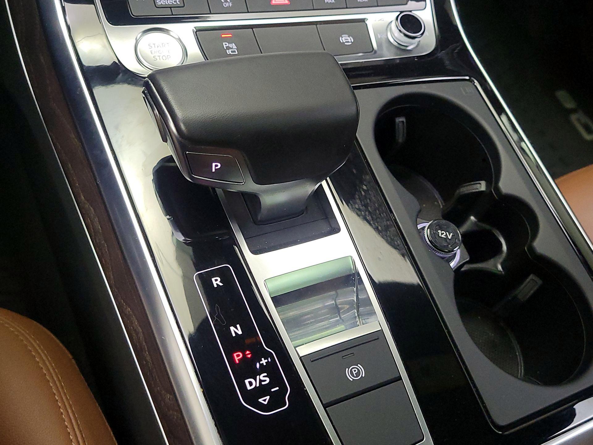 Thumbnail: 2019 Audi Q8 - 18