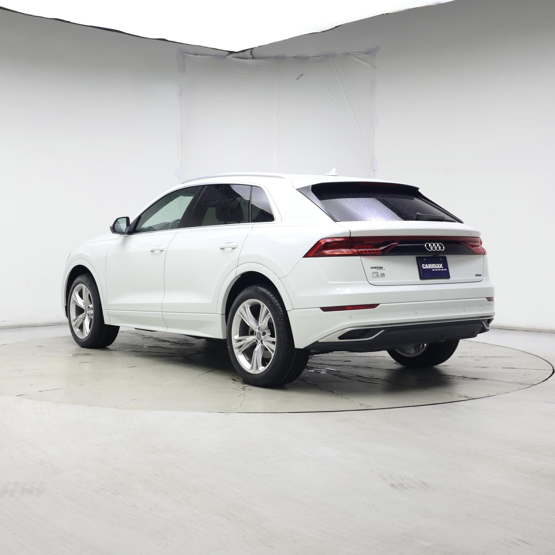 Thumbnail: 2019 Audi Q8 - 2