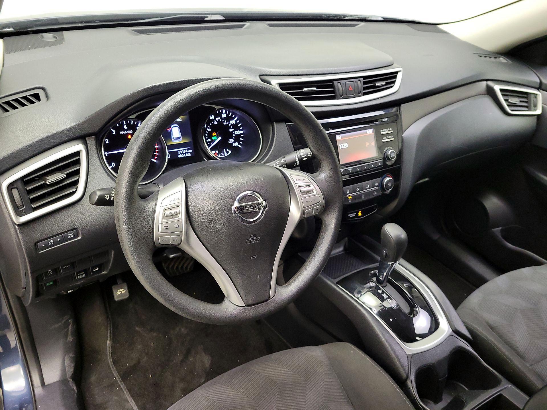 Thumbnail: 2016 Nissan Rogue - 9