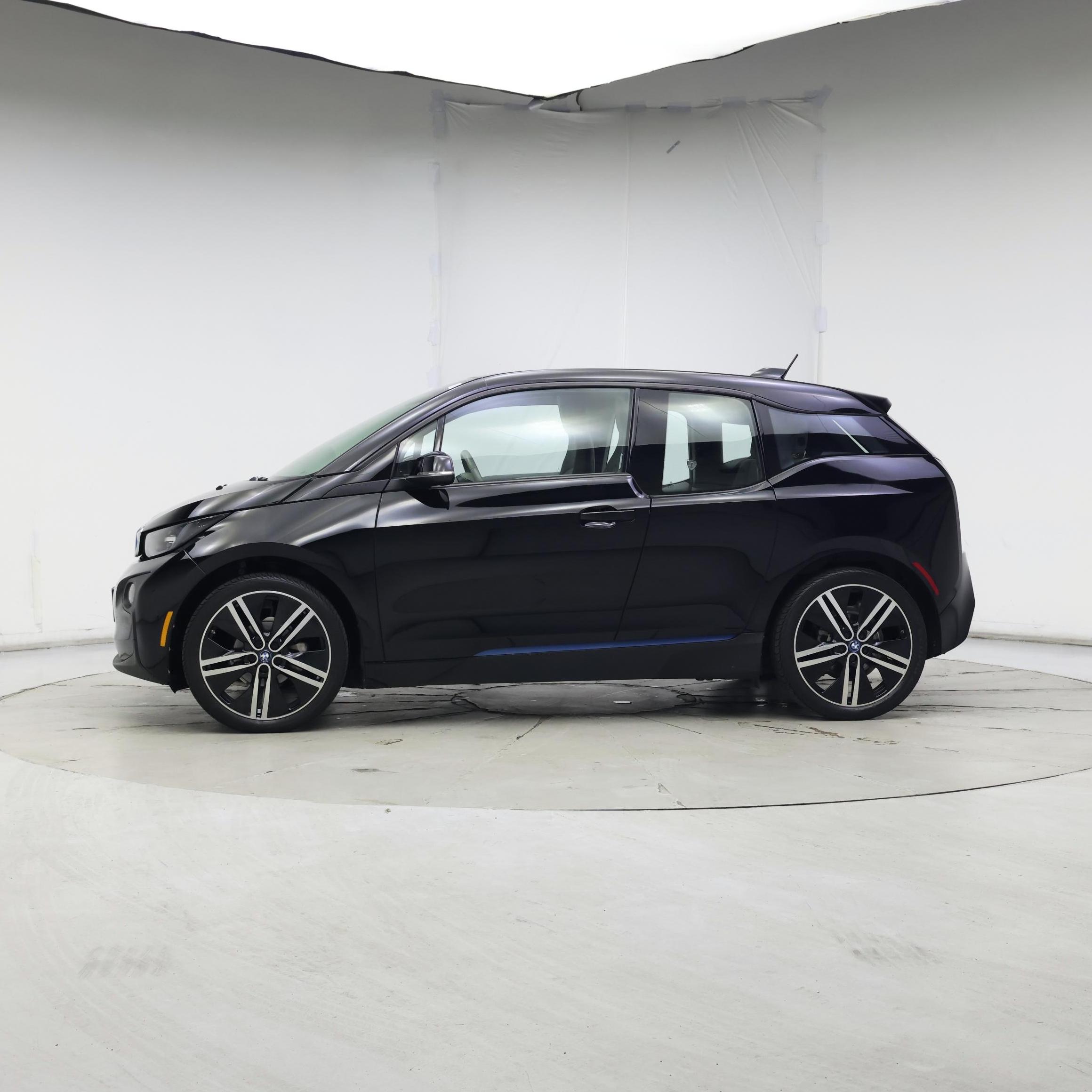 Thumbnail: 2016 BMW i3 - 3