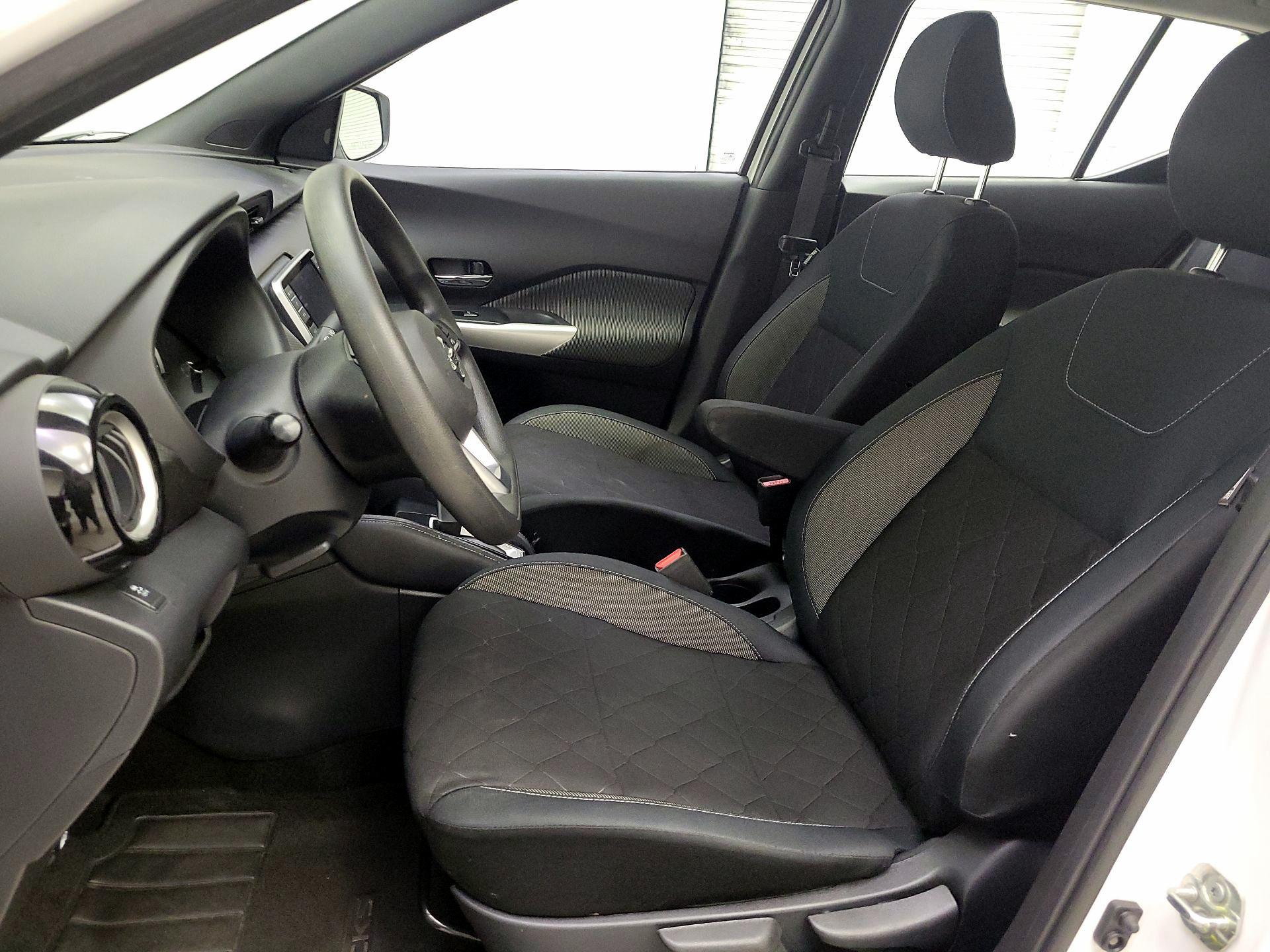 Thumbnail: 2019 Nissan Kicks - 11