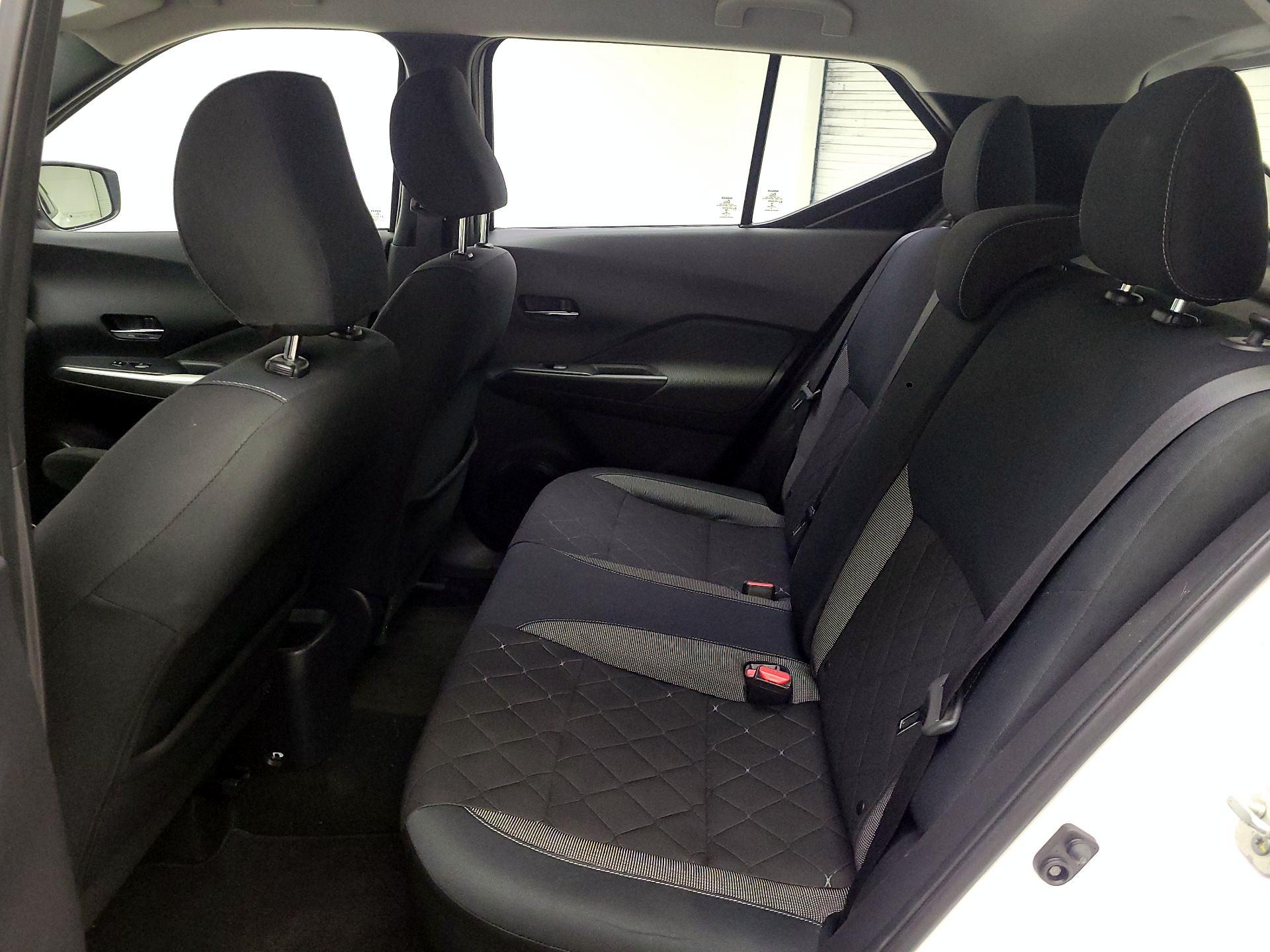 Thumbnail: 2019 Nissan Kicks - 19