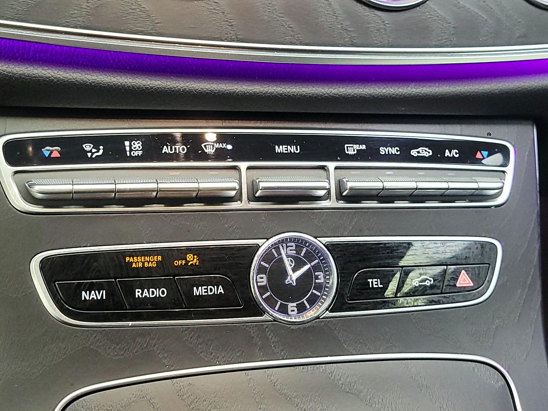 Thumbnail: 2020 Mercedes-Benz E-Class - 17