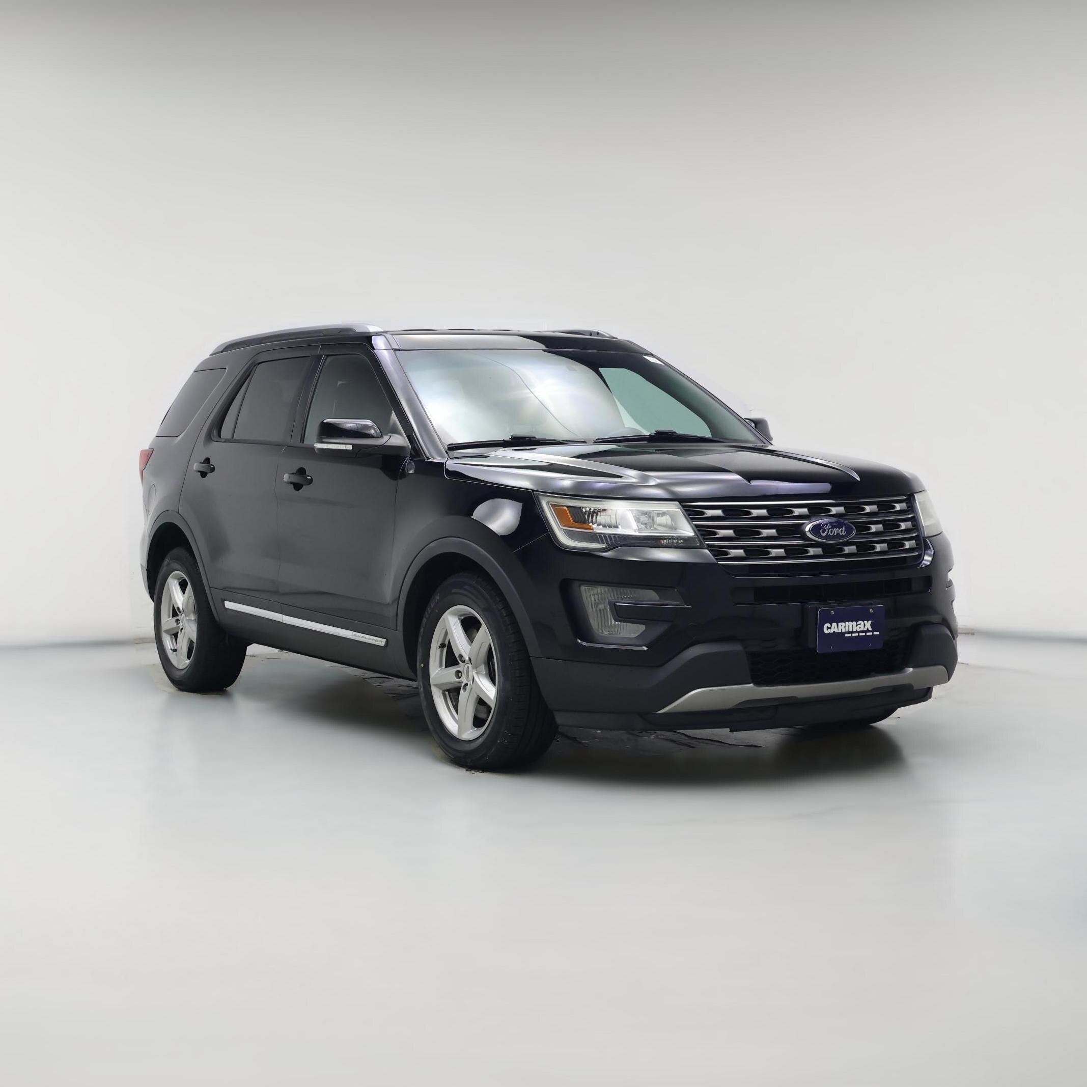 Thumbnail: 2016 Ford Explorer - 1