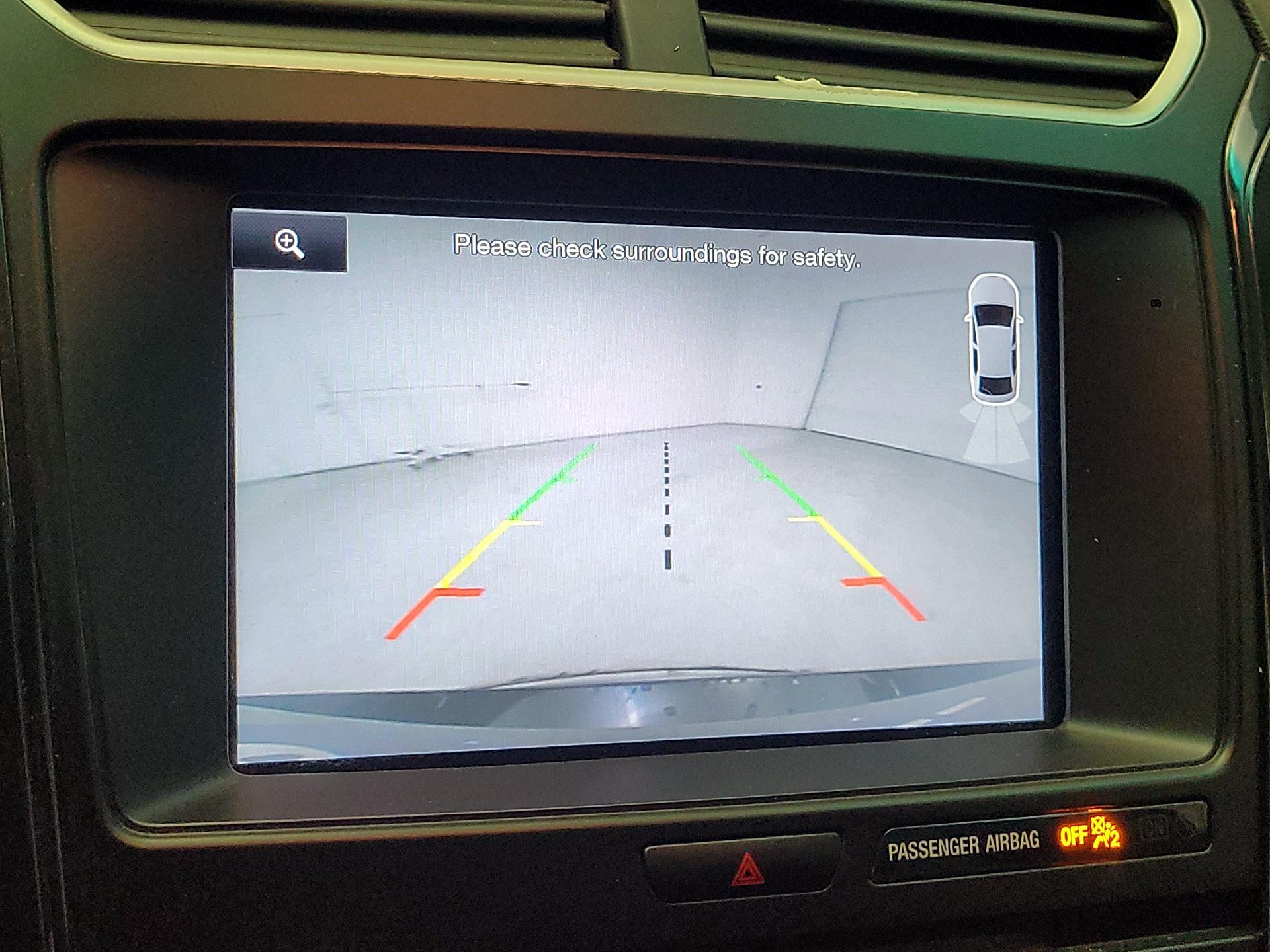 Thumbnail: 2016 Ford Explorer - 14