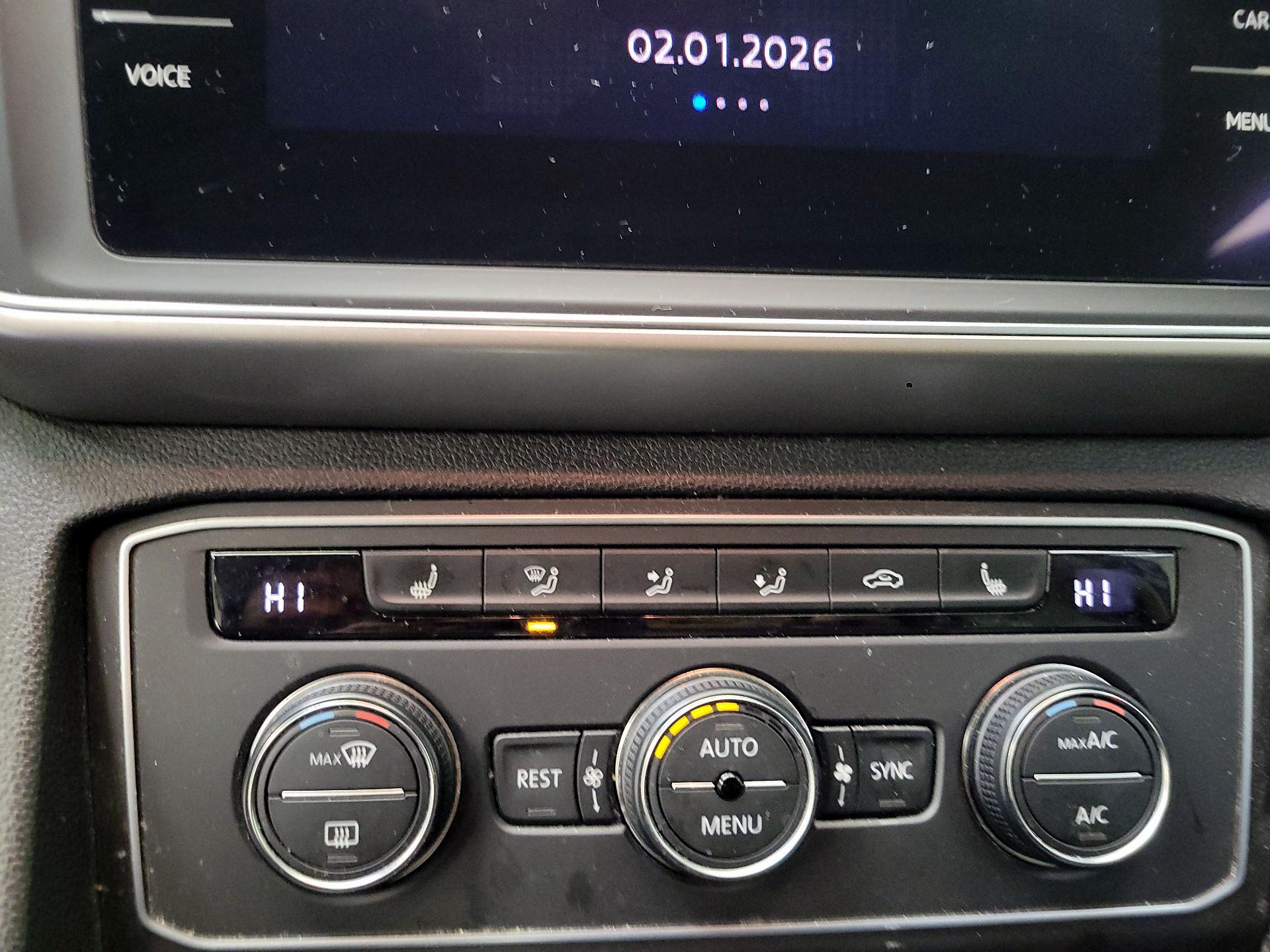 Thumbnail: 2018 Volkswagen Atlas - 16