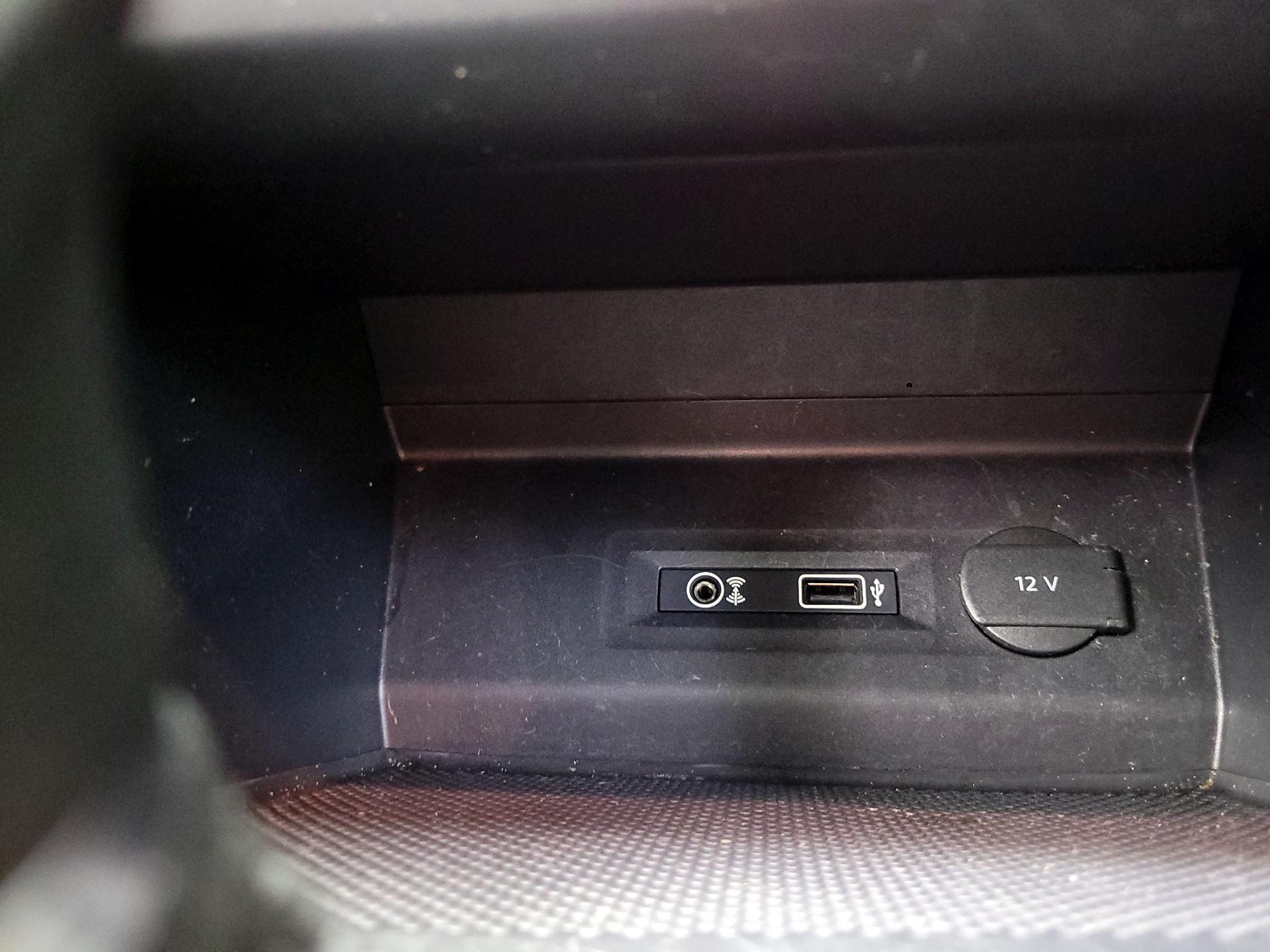 Thumbnail: 2018 Volkswagen Atlas - 18