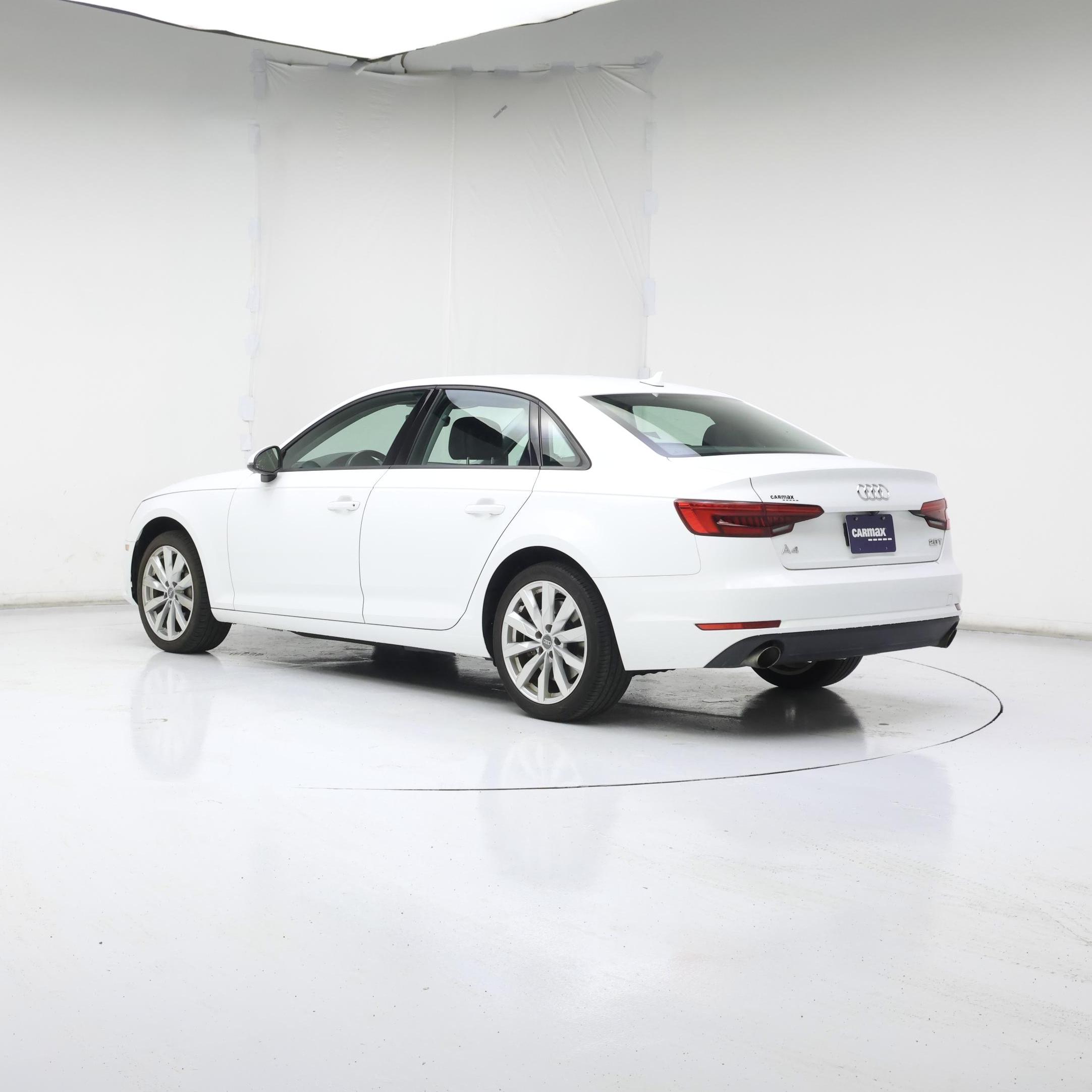 Thumbnail: 2017 Audi A4 - 2