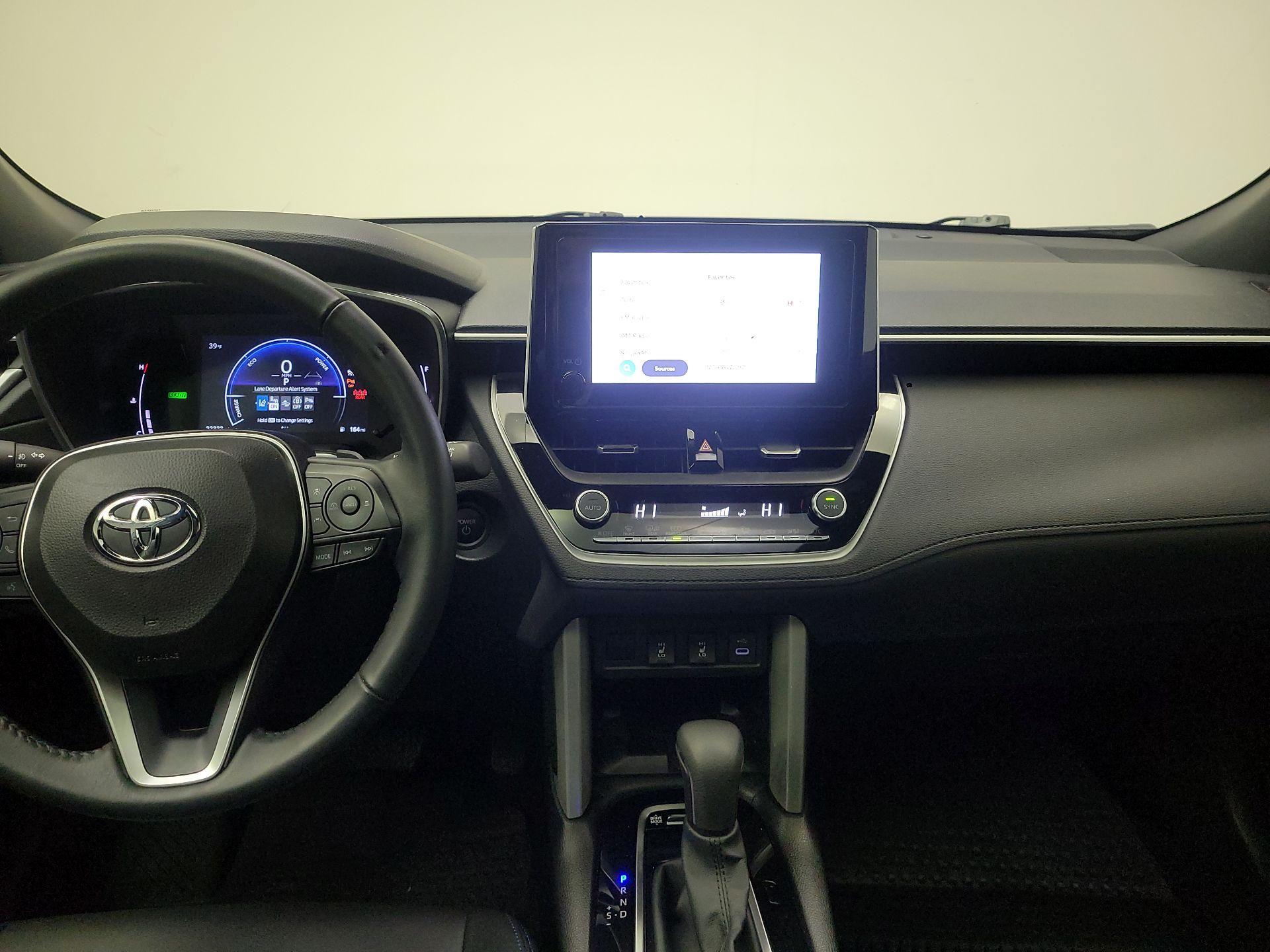 Thumbnail: 2024 Toyota Corolla Cross - 9