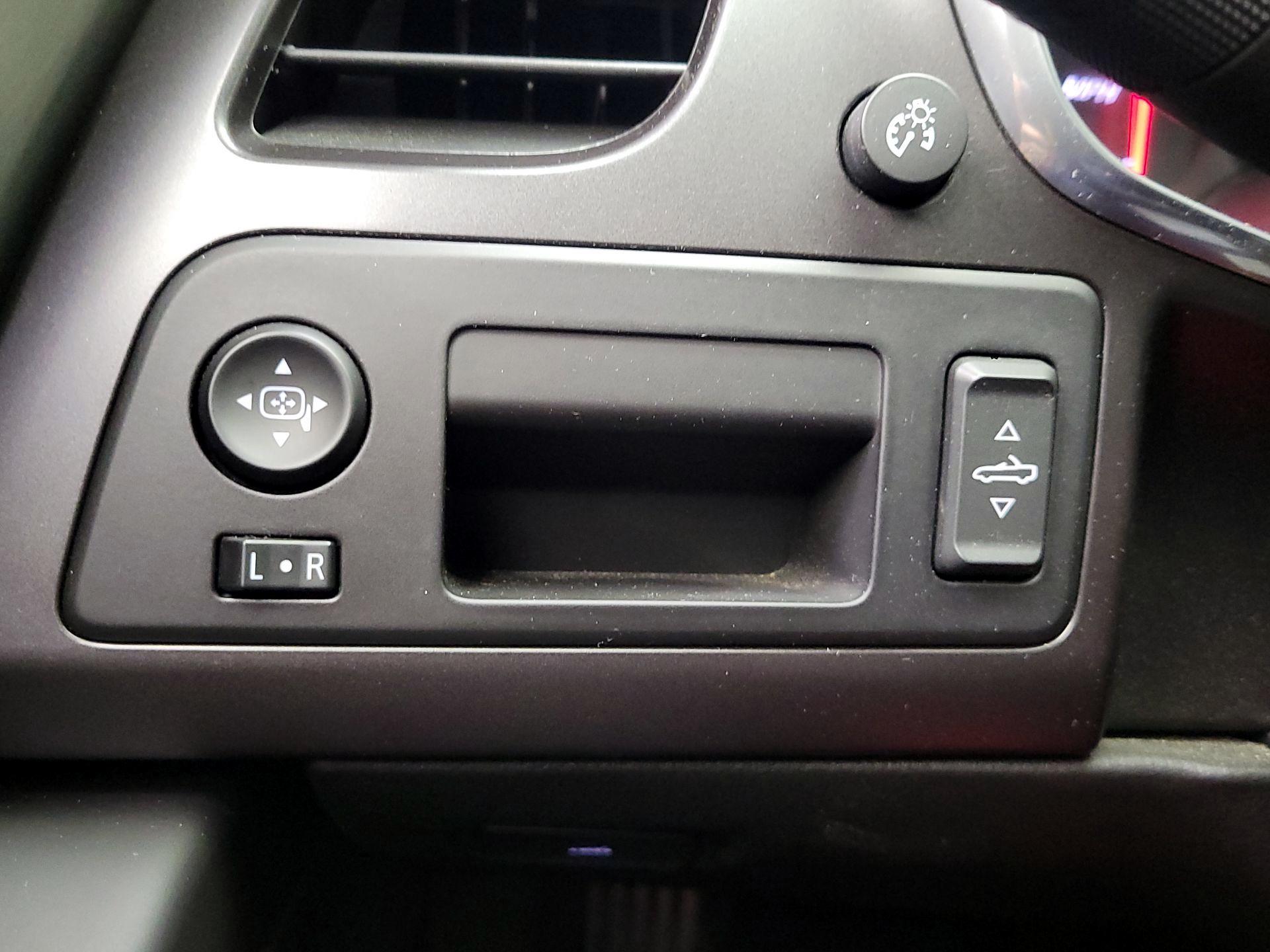 Thumbnail: 2019 Chevrolet Corvette - 13