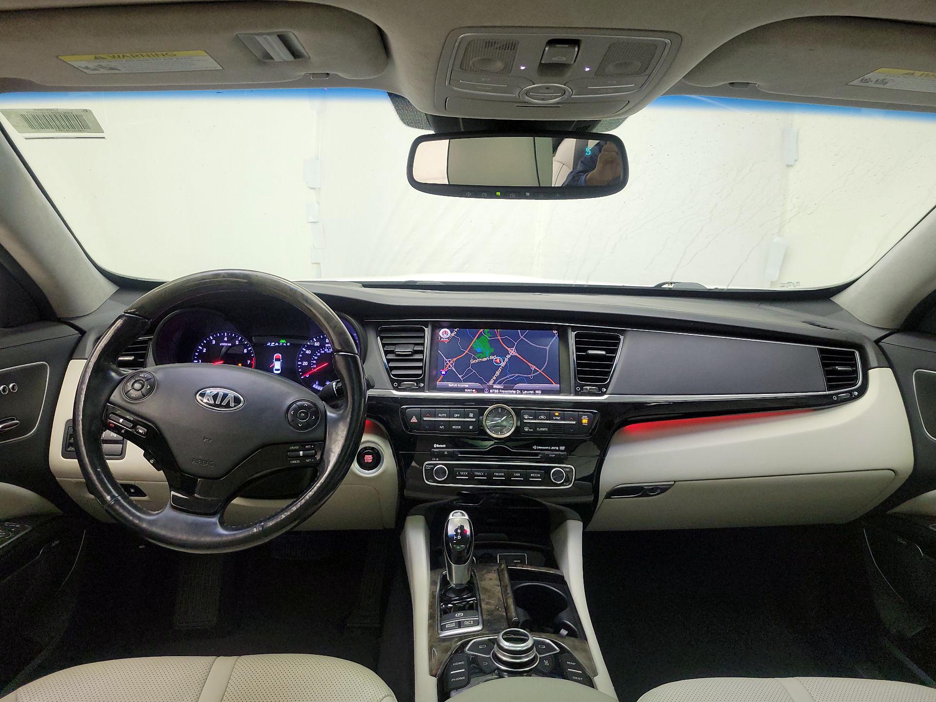 Thumbnail: 2015 Kia K900 - 9