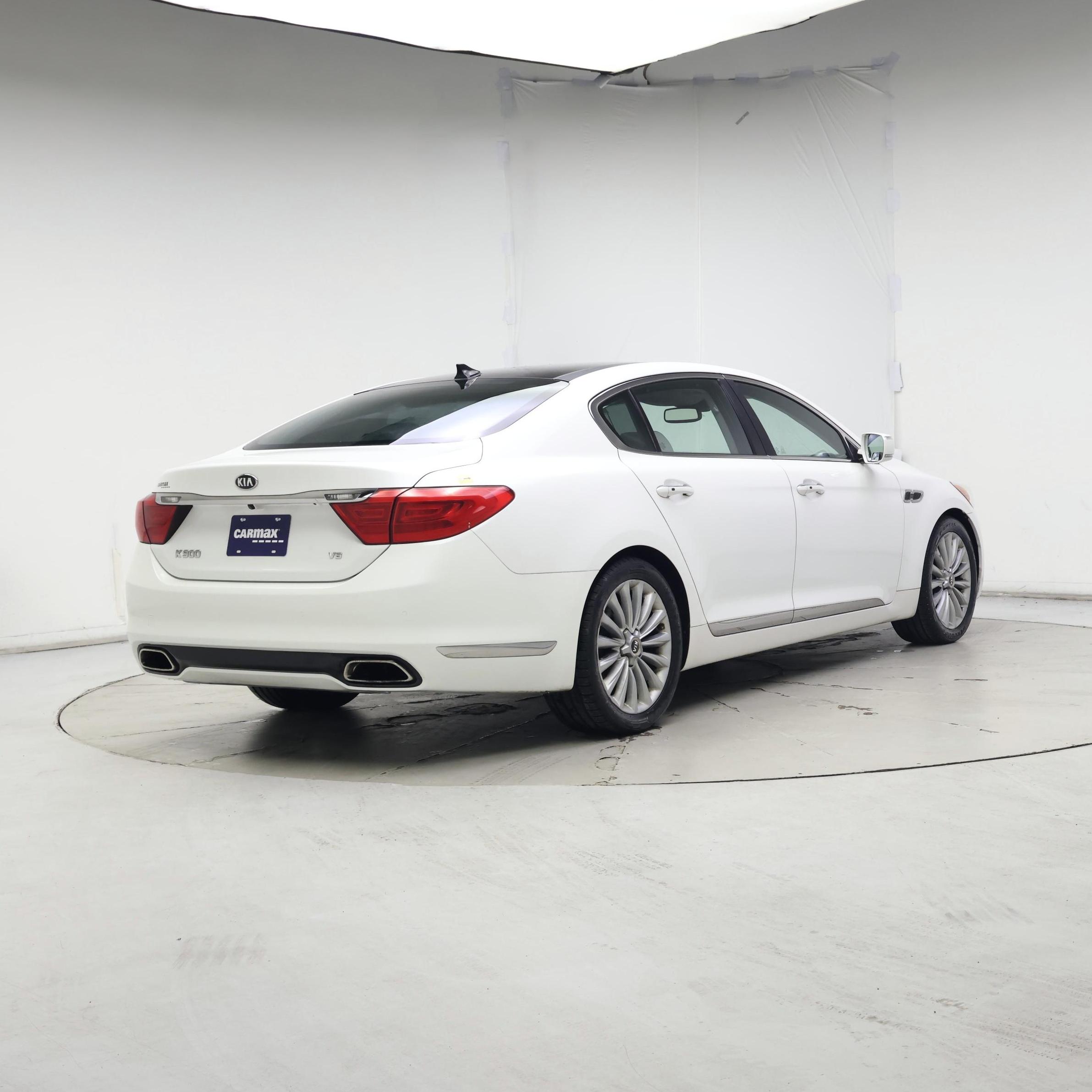 Thumbnail: 2015 Kia K900 - 8