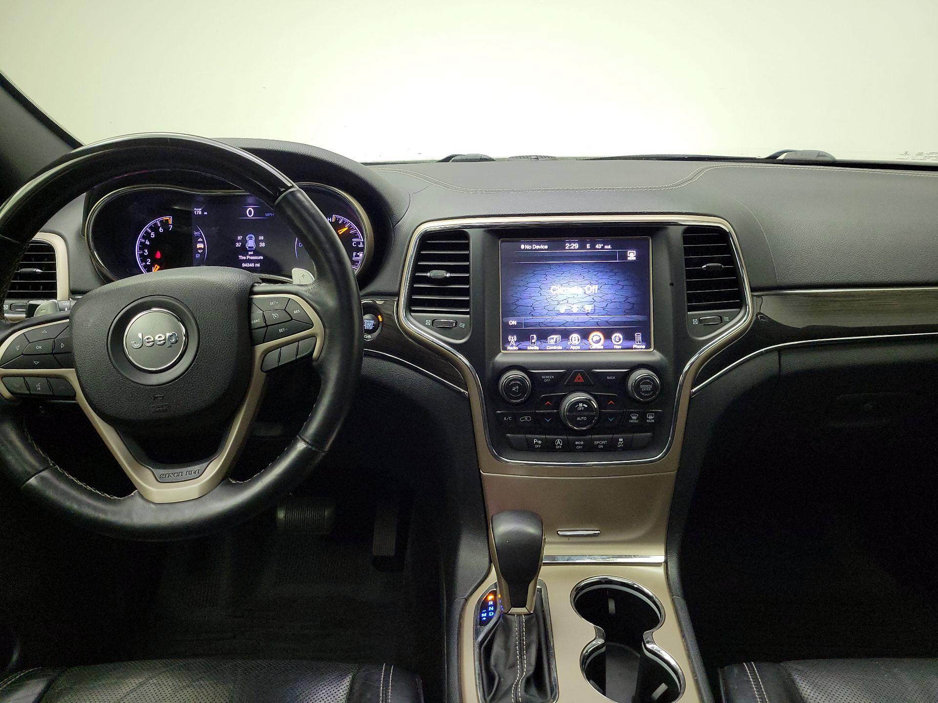 Thumbnail: 2017 Jeep Grand Cherokee - 9