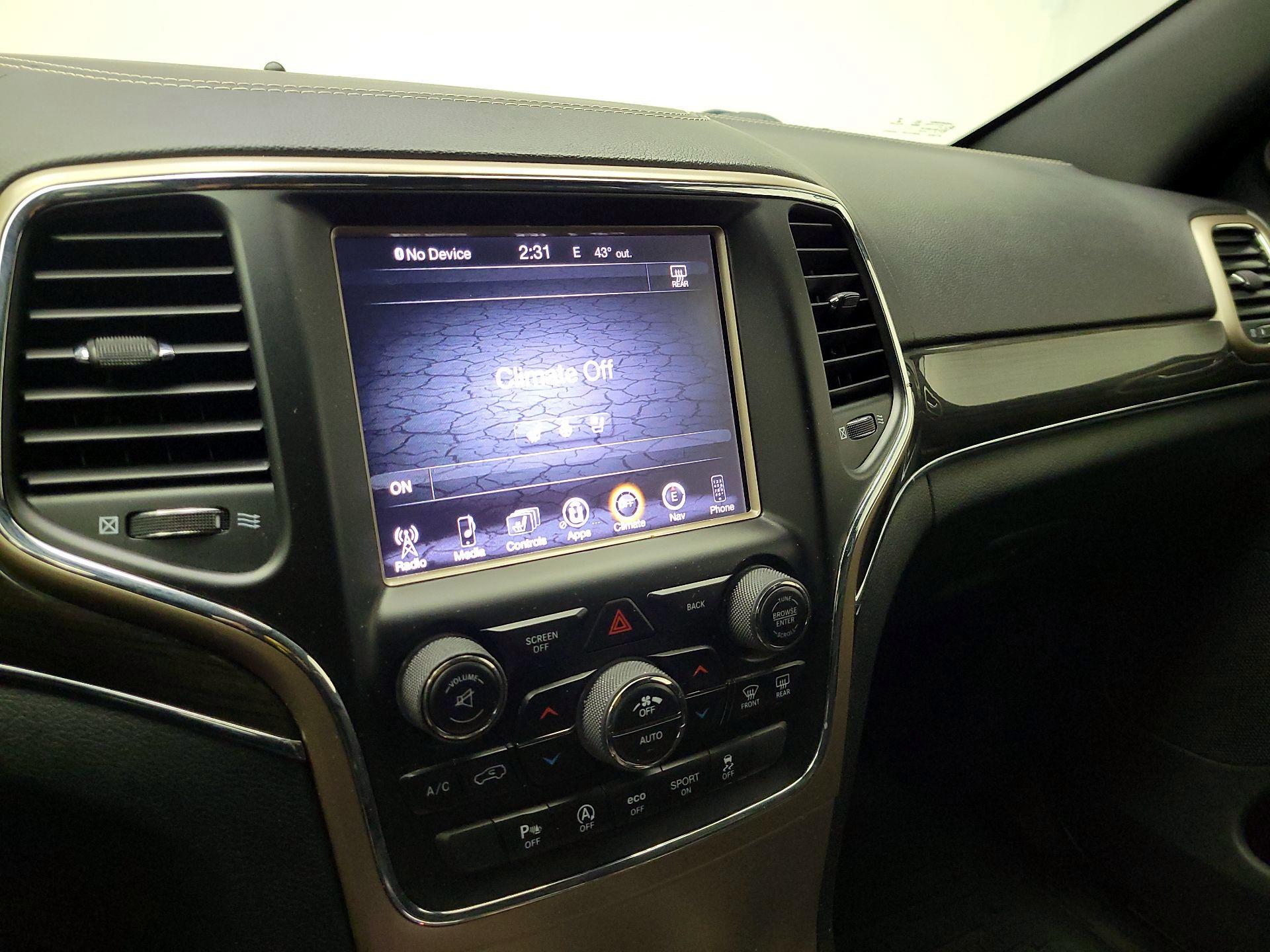 Thumbnail: 2017 Jeep Grand Cherokee - 17