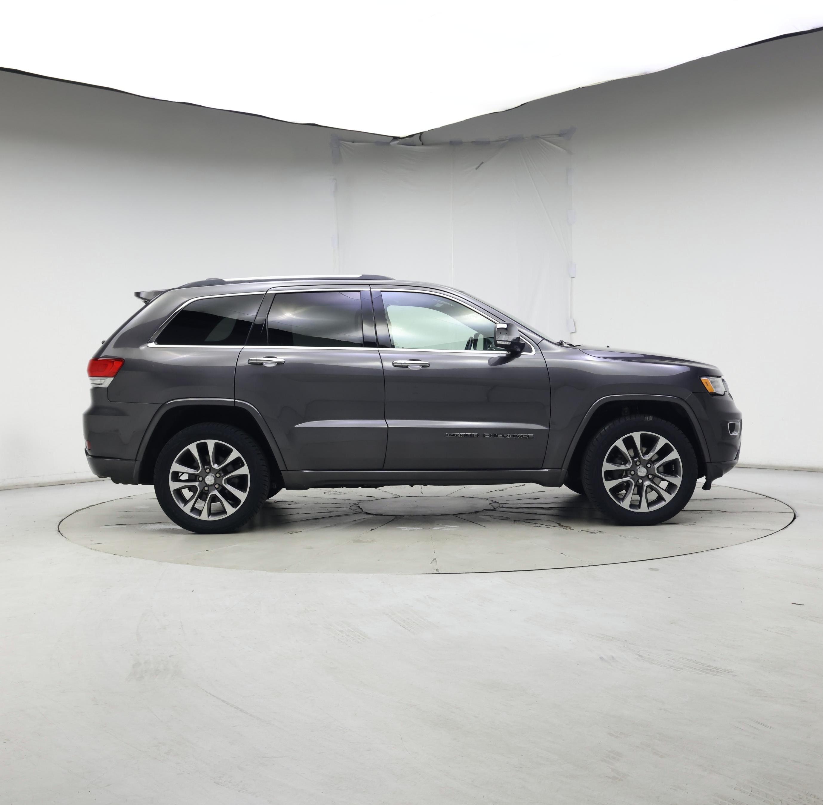 Thumbnail: 2017 Jeep Grand Cherokee - 7