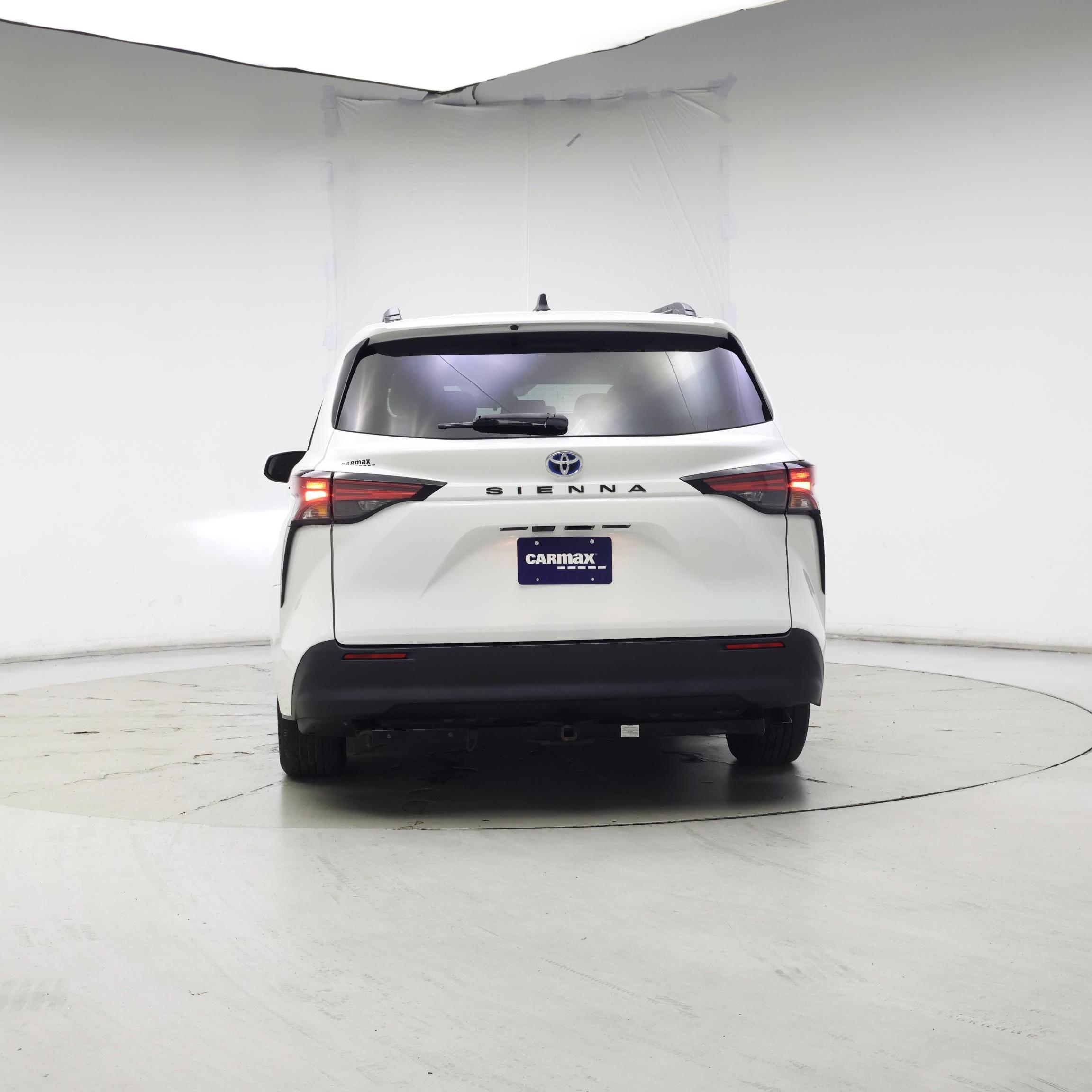 Thumbnail: 2021 Toyota Sienna - 6