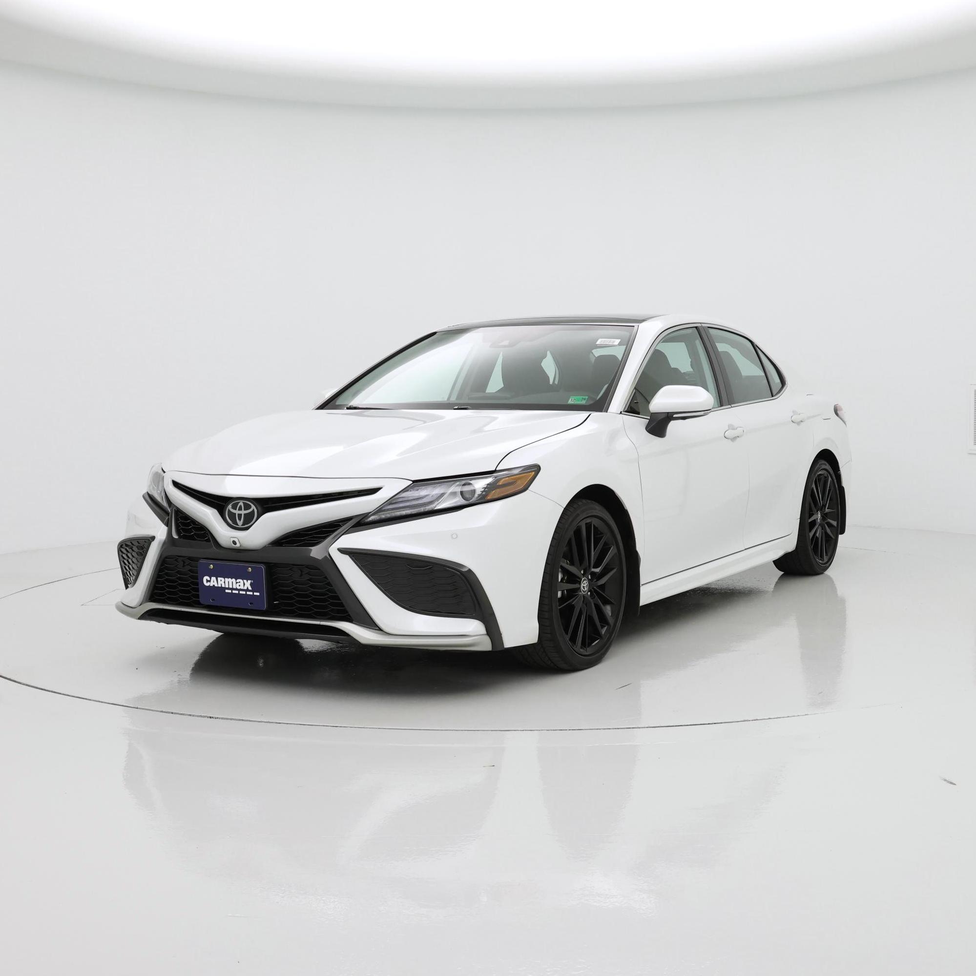 Thumbnail: 2023 Toyota Camry - 4
