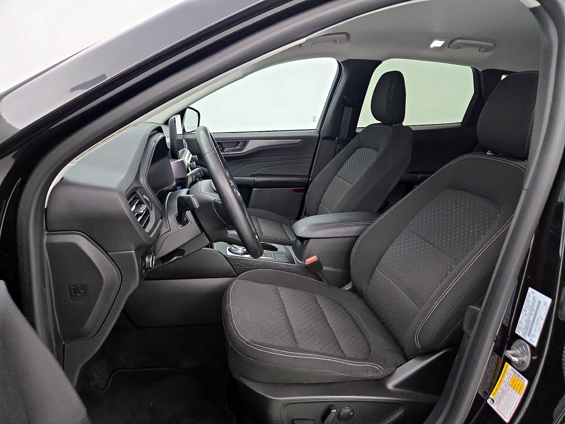 Thumbnail: 2023 Ford Escape - 11