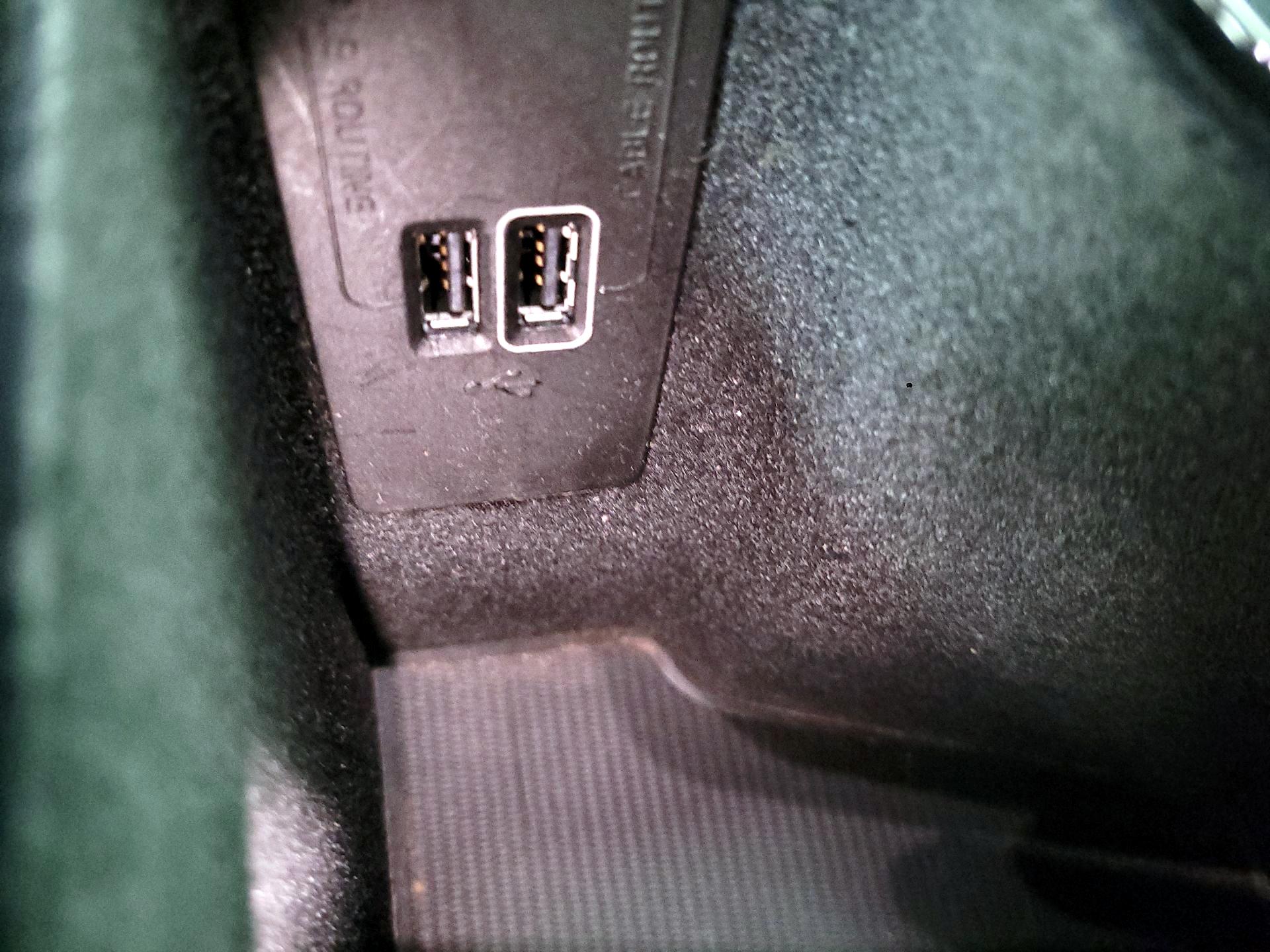 Thumbnail: 2021 Volvo XC60 - 18