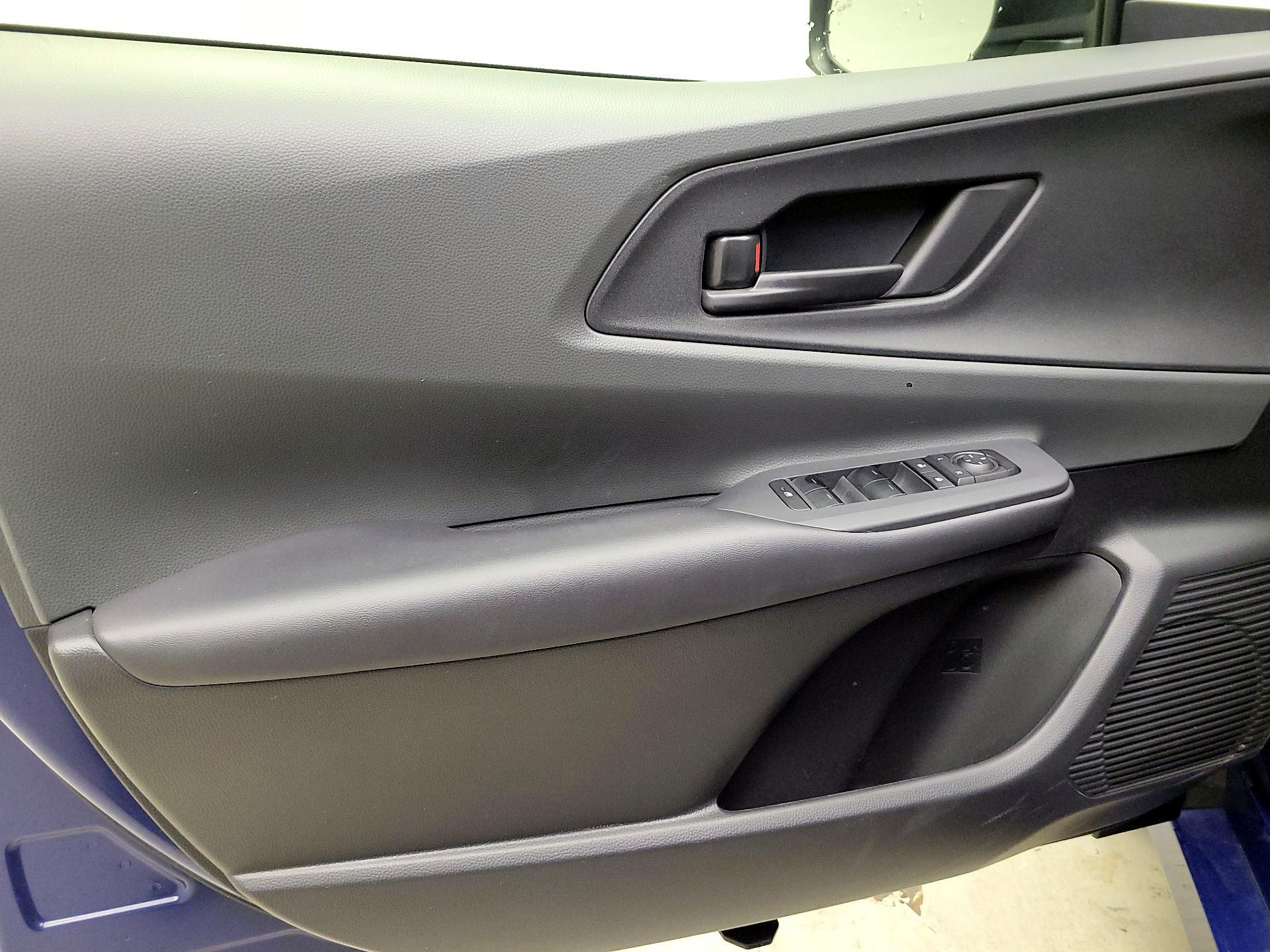 Thumbnail: 2023 Toyota Prius - 12