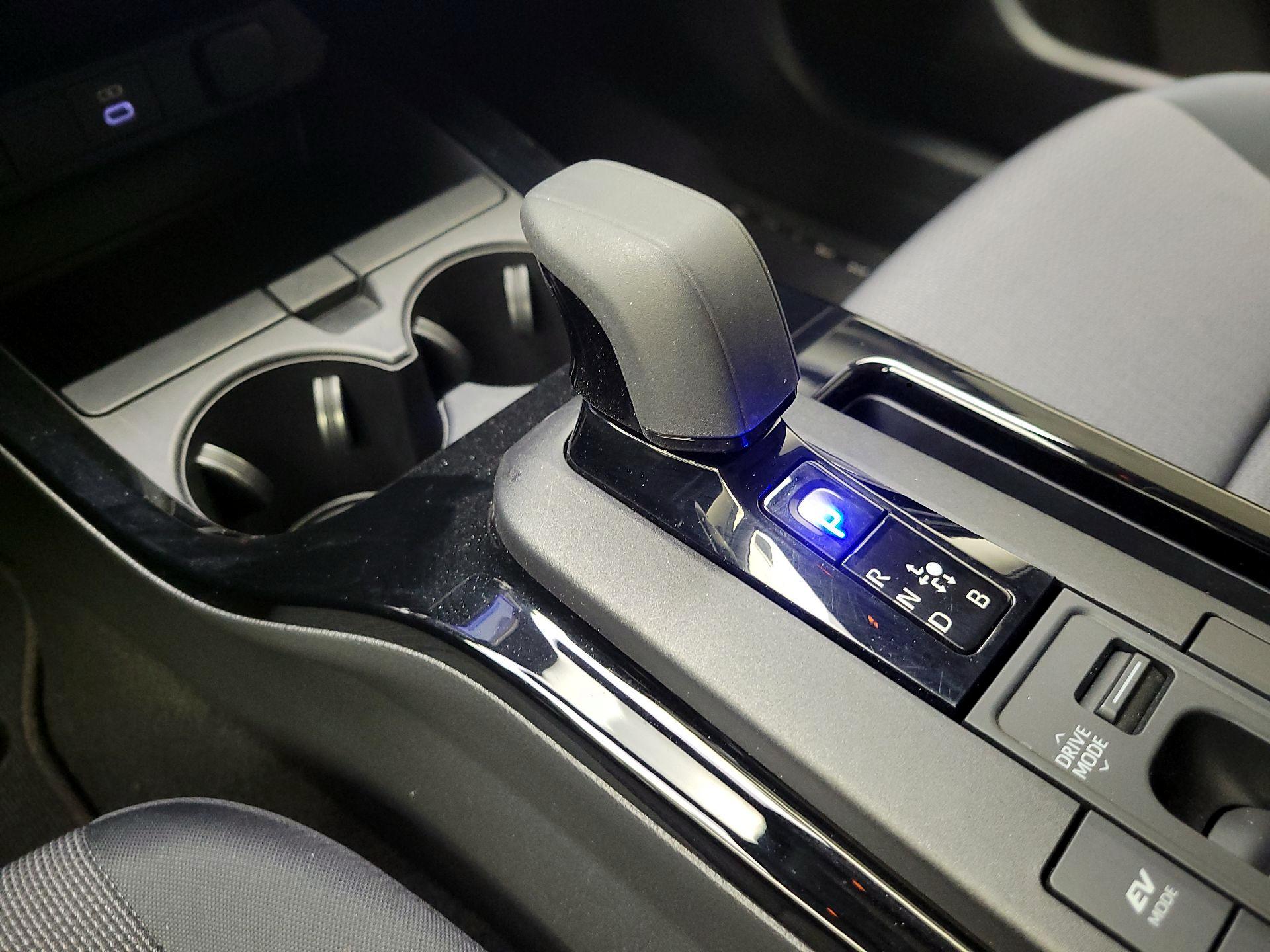 Thumbnail: 2023 Toyota Prius - 18